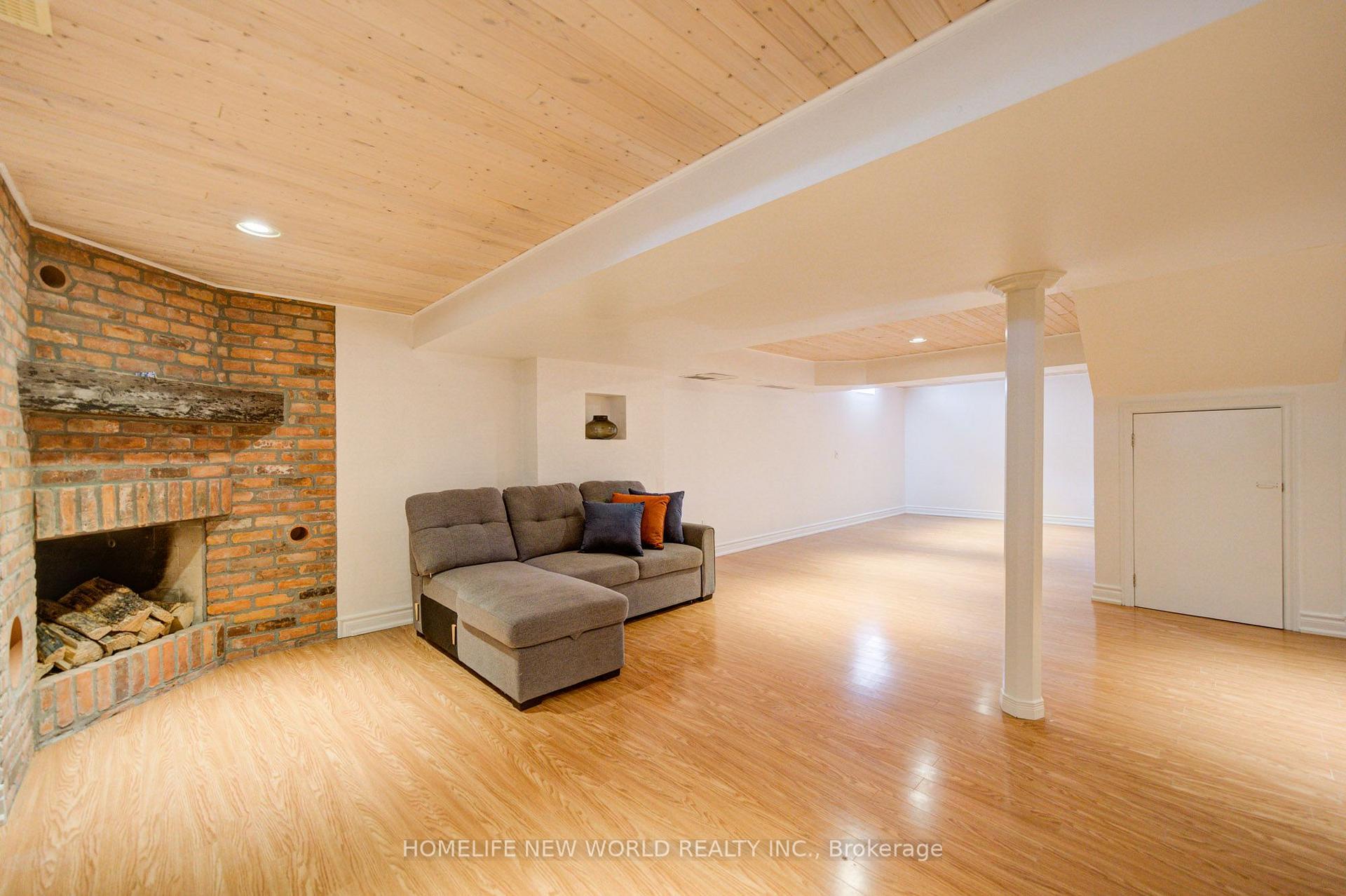 Photo 41 of 12 Bellside Drive, Markham, Markville — HOMEH