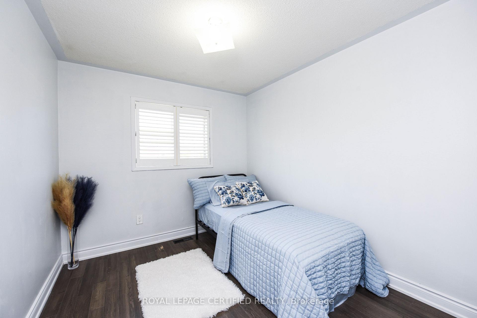 Photo 8 of 6037 Clover Ridge Crescent, Mississauga, Lisgar — HOMEH