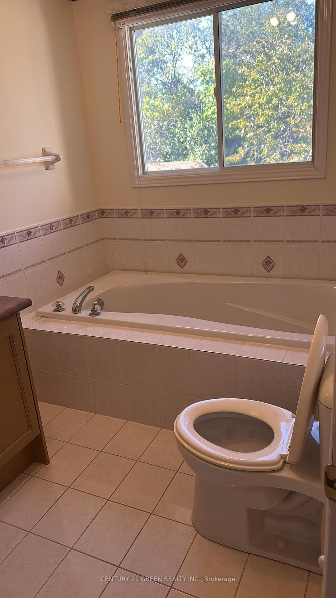 Photo 19 of 507 Wildgrass Road, Mississauga, Cooksville — HOMEH