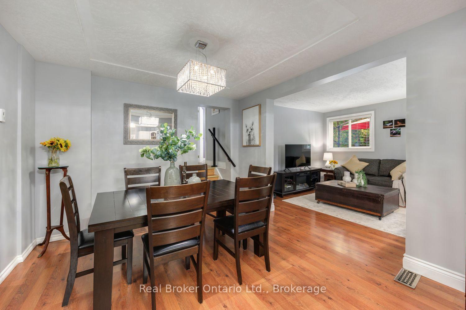 Photo 19 of 45 Centre Street, Clarington, Bowmanville — HOMEH