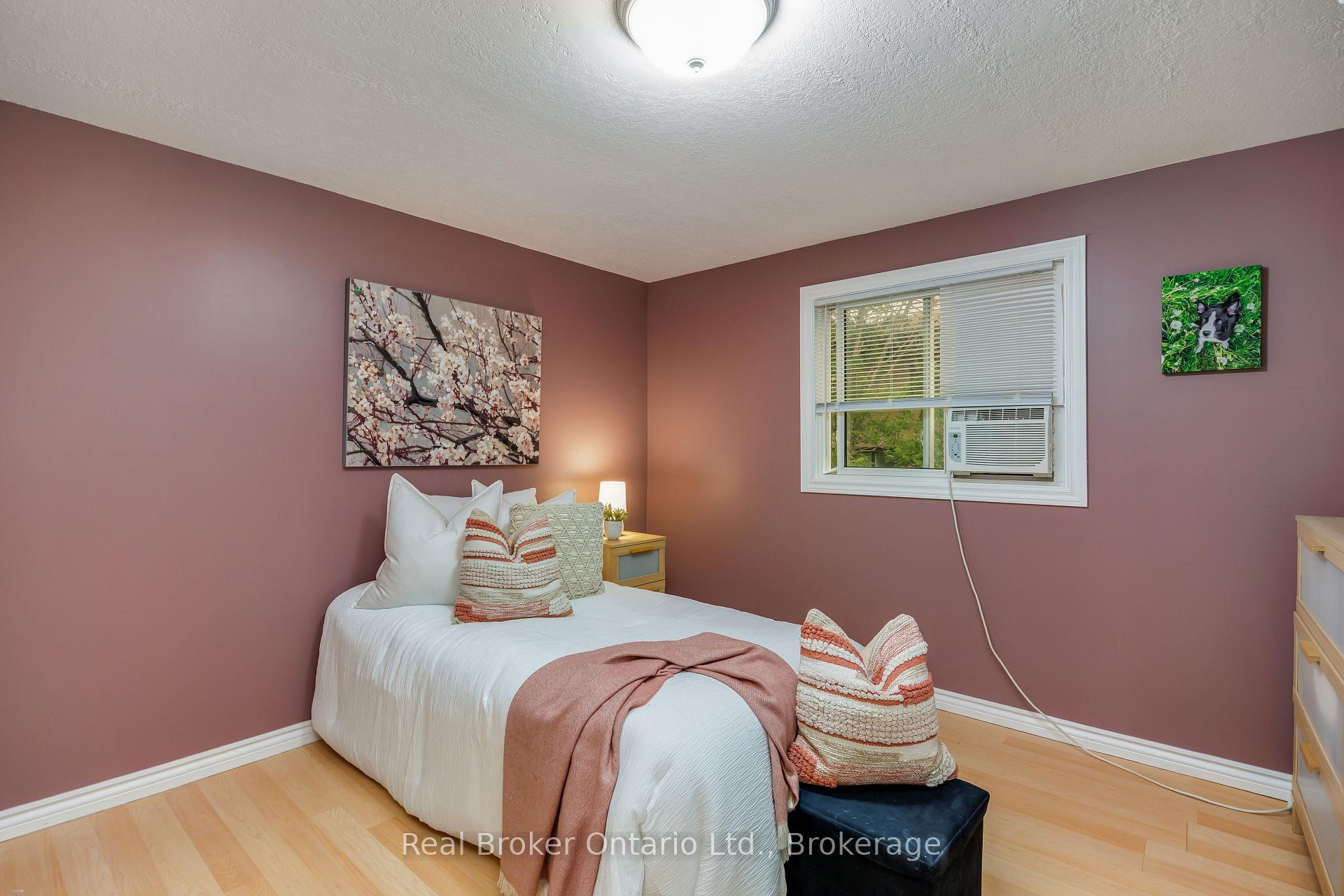 Photo 25 of 45 Centre Street, Clarington, Bowmanville — HOMEH