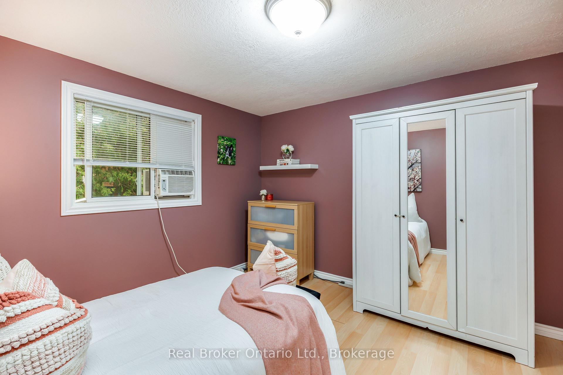 Photo 26 of 45 Centre Street, Clarington, Bowmanville — HOMEH