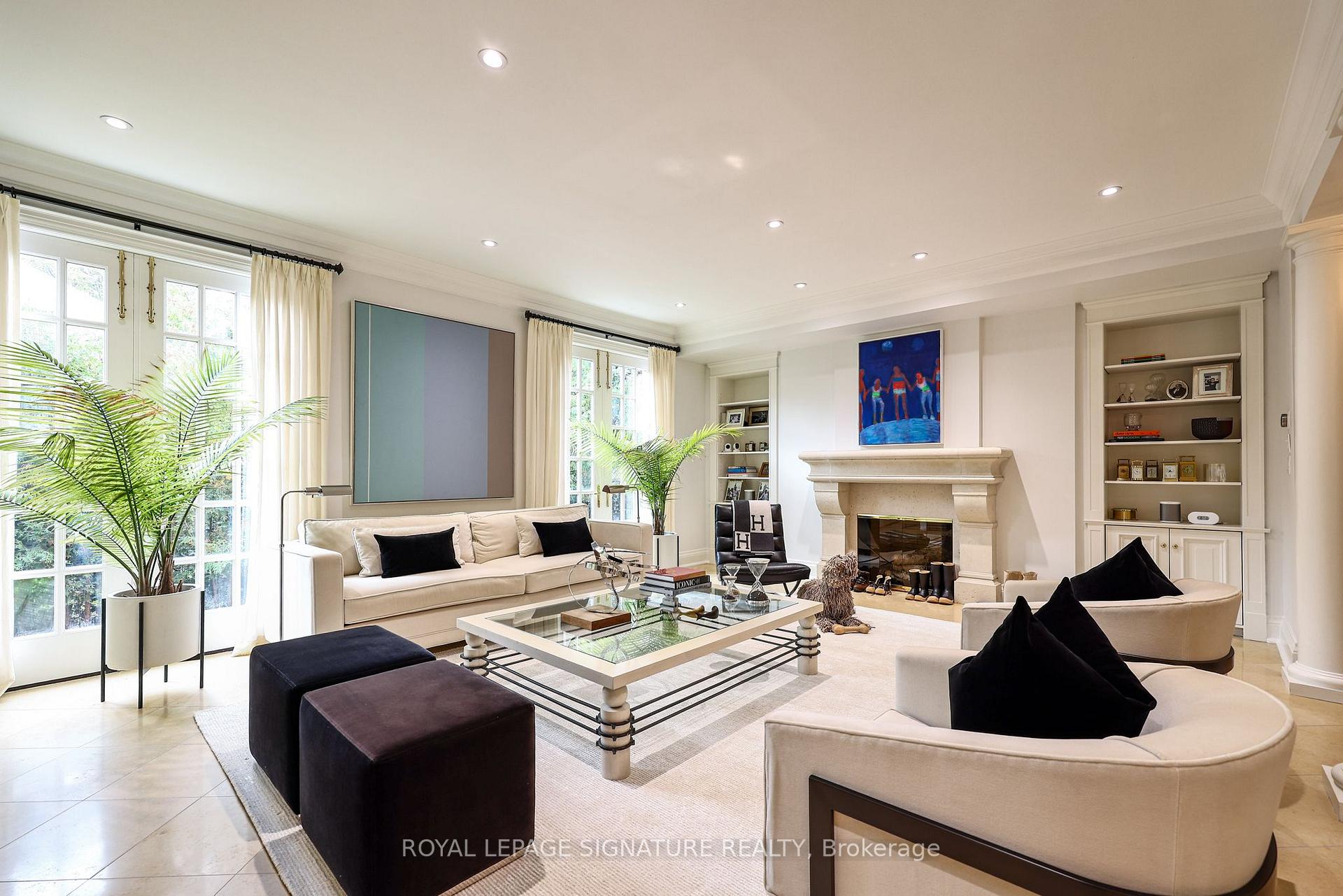 Photo 10 of 6 Vernham Avenue, North York, St. Andrew-Windfields — HOMEH