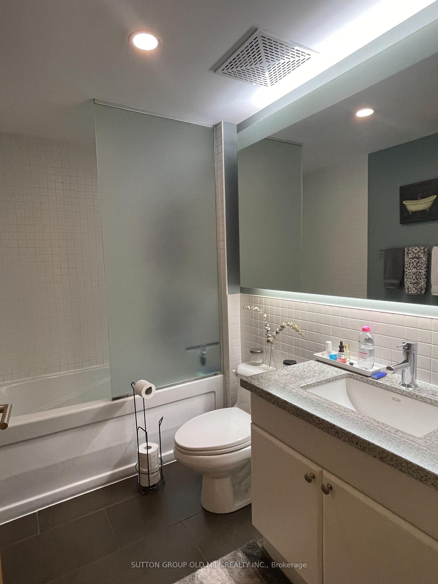 Photo 31 of Unit 201, 1005 King Street W, Toronto, Niagara — HOMEH