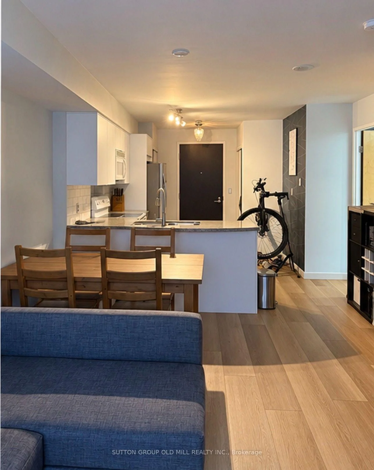 Photo 14 of Unit 201, 1005 King Street W, Toronto, Niagara — HOMEH