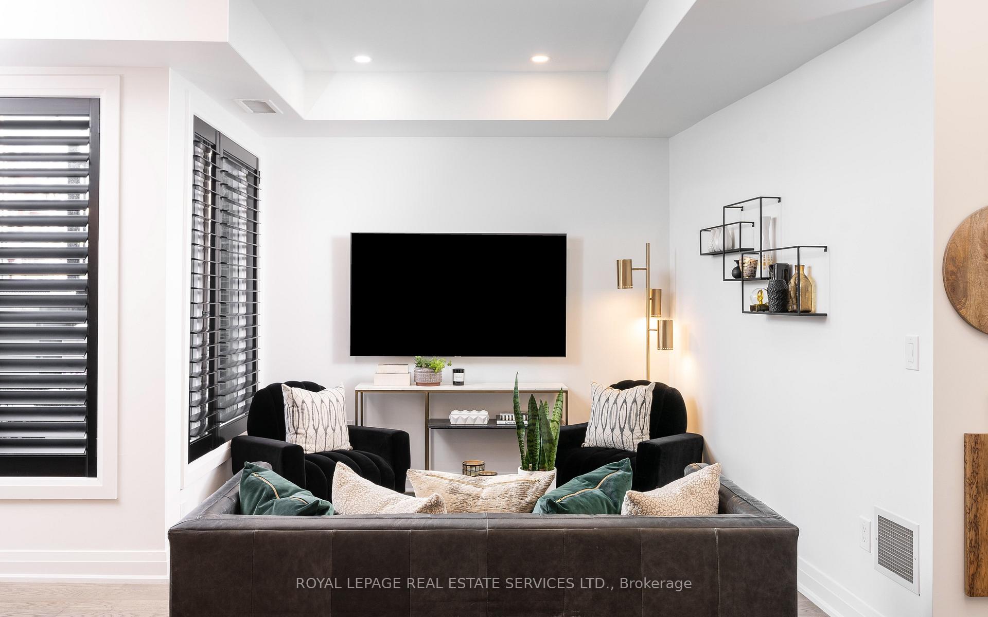 Photo 8 of Unit 2, 169 Jones Avenue, Toronto, South Riverdale — HOMEH