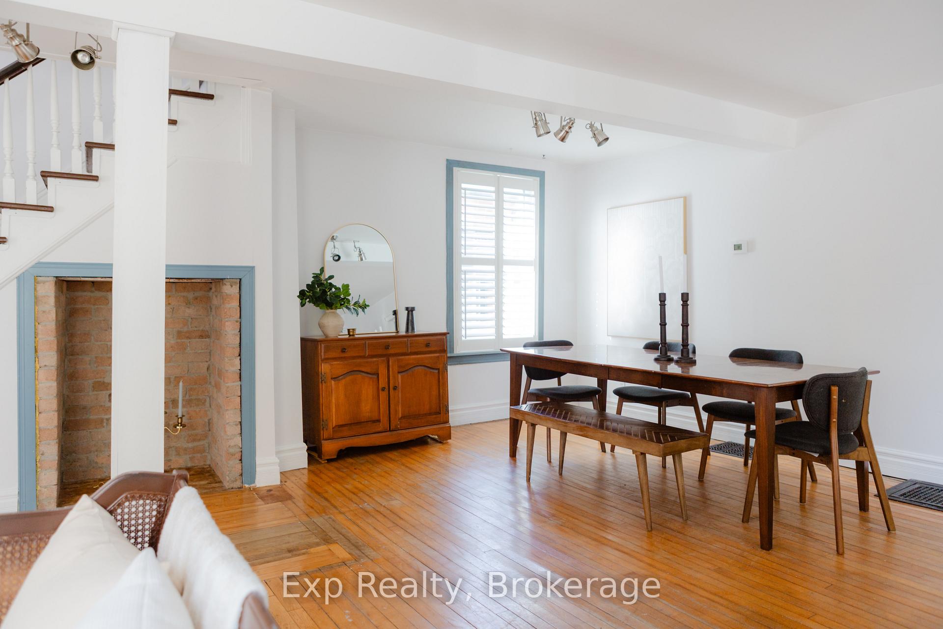 Photo 17 of 112 Front Street W, Stirling-Rawdon, Stirling Ward — HOMEH