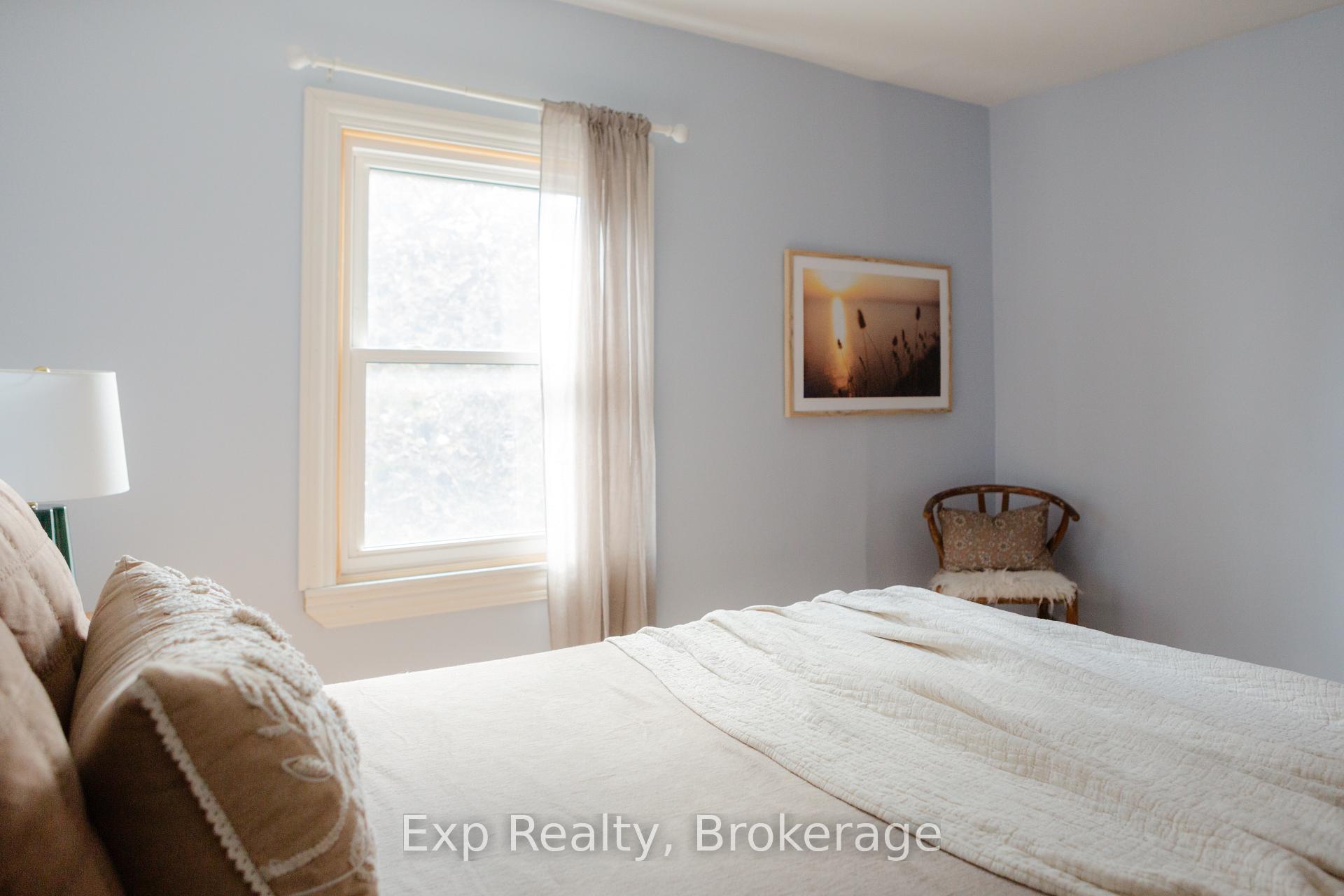 Photo 28 of 112 Front Street W, Stirling-Rawdon, Stirling Ward — HOMEH