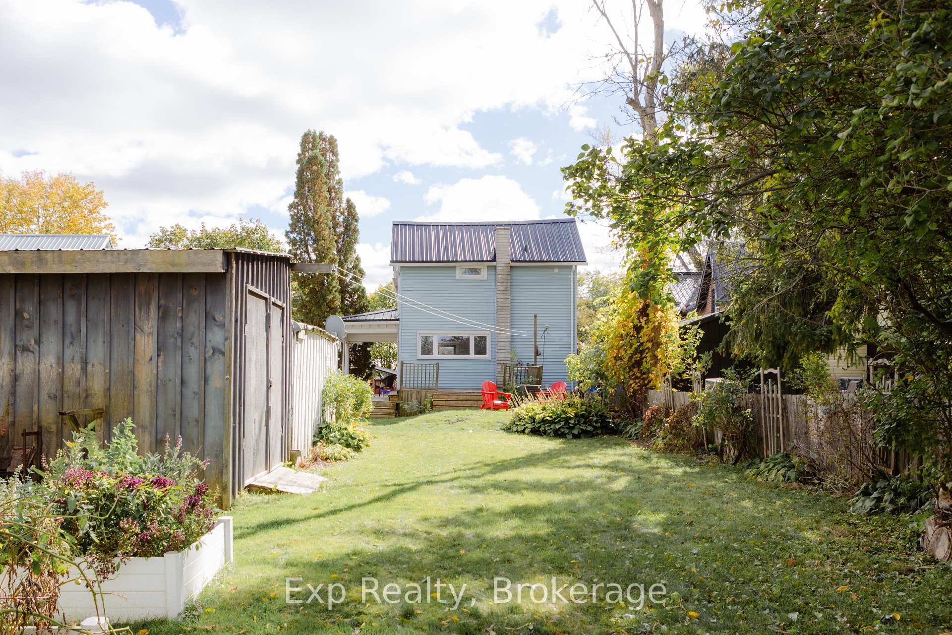 Photo 40 of 112 Front Street W, Stirling-Rawdon, Stirling Ward — HOMEH