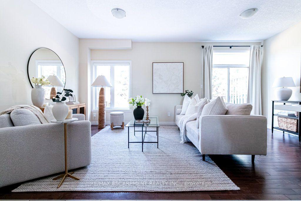Photo 10 of 159 Highgate Heights, Hamilton, Stoney Creek Mountain — HOMEH