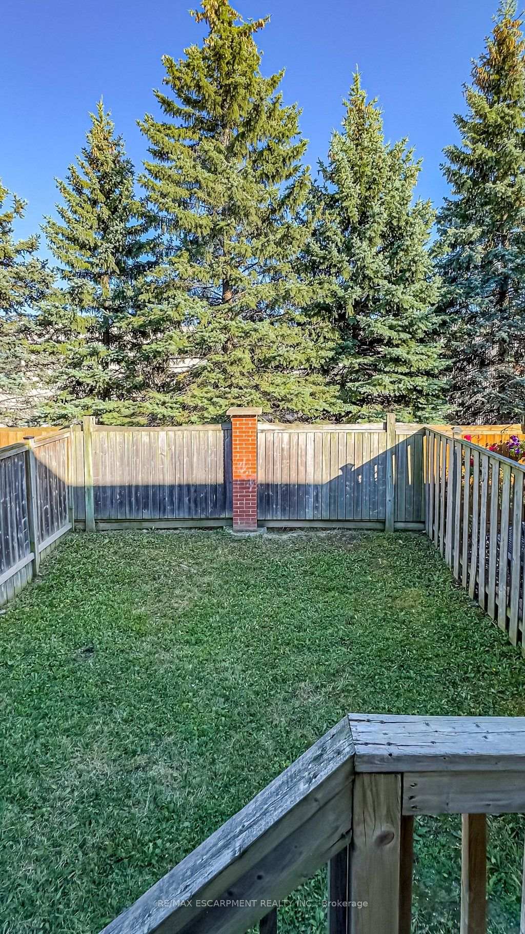 Photo 13 of 159 Highgate Heights, Hamilton, Stoney Creek Mountain — HOMEH