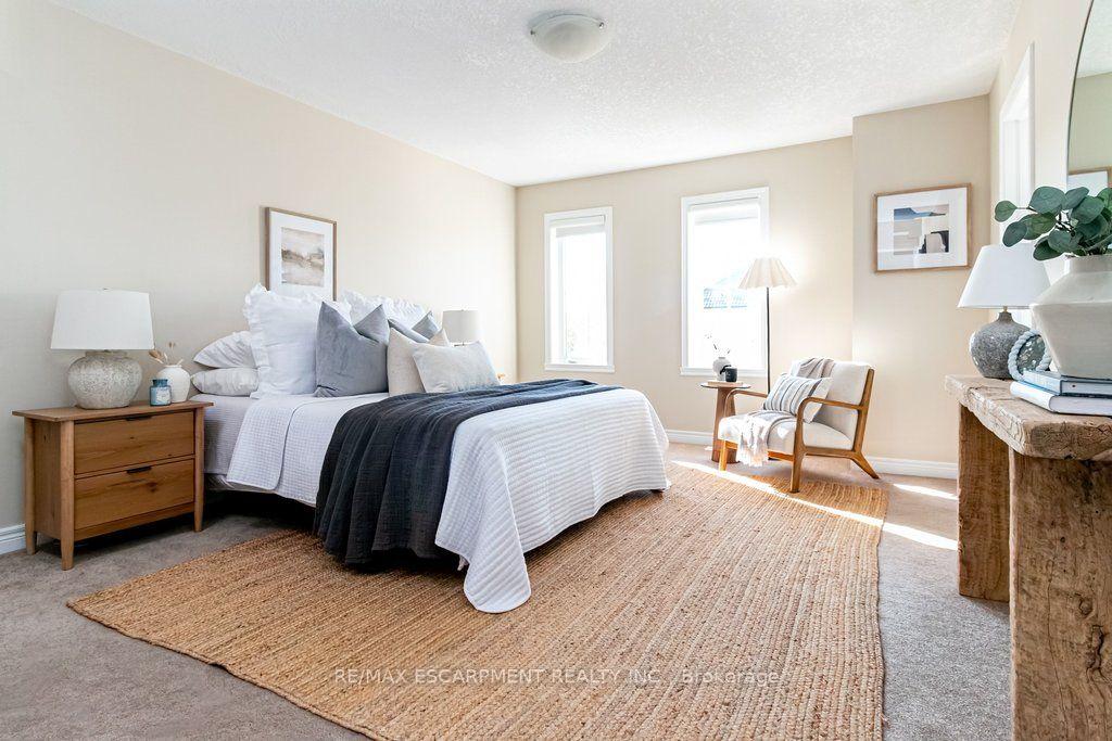 Photo 15 of 159 Highgate Heights, Hamilton, Stoney Creek Mountain — HOMEH