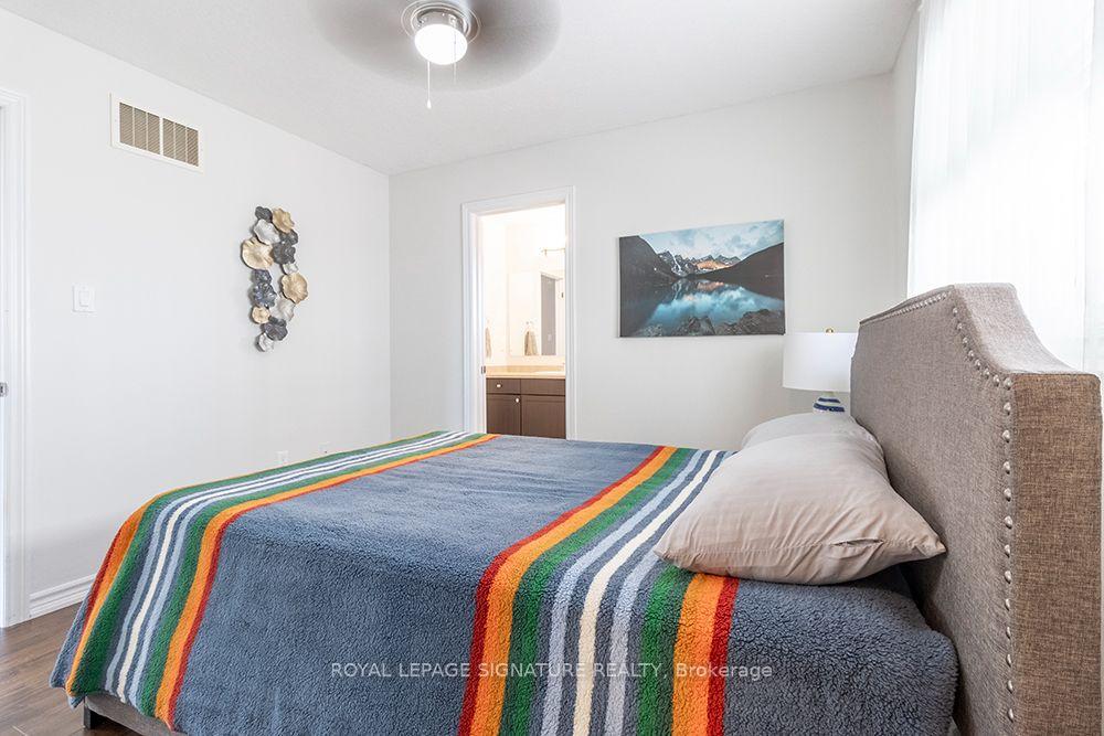 Photo 52 of 32 Davis Street, Collingwood — HOMEH