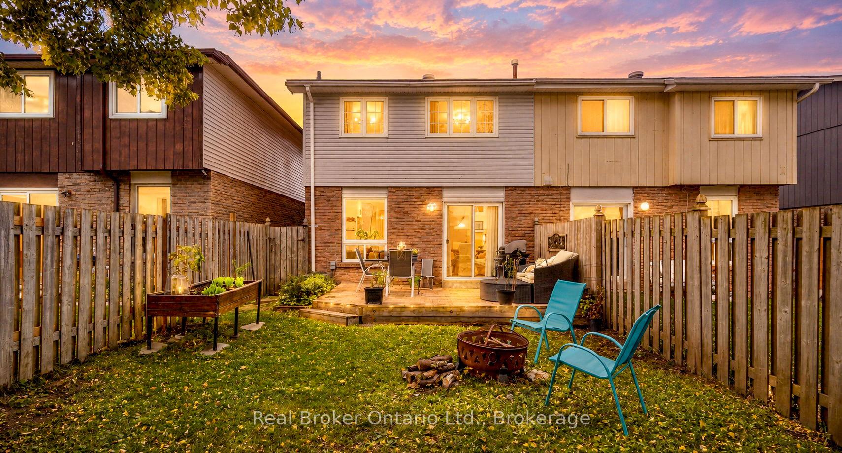 Photo 21 of 38 Christie Crescent, Barrie, Letitia Heights — HOMEH