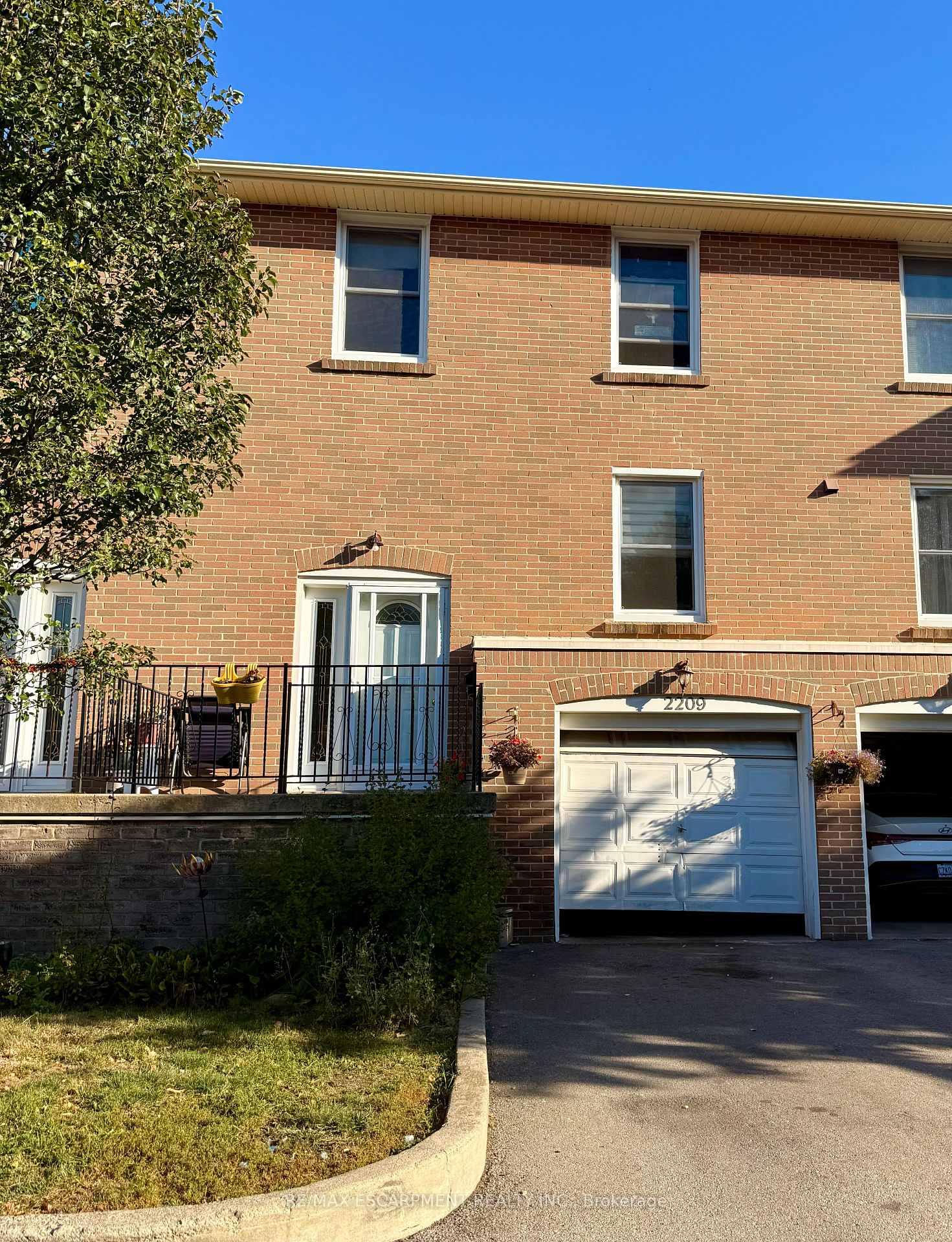 Front of Unit 14, 2209 Mountain Grove Avenue