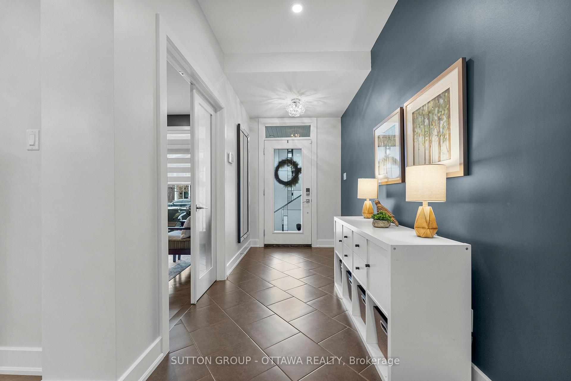 Photo 6 of 571 Egret Way, Ottawa, Barrhaven - Half Moon Bay — HOMEH