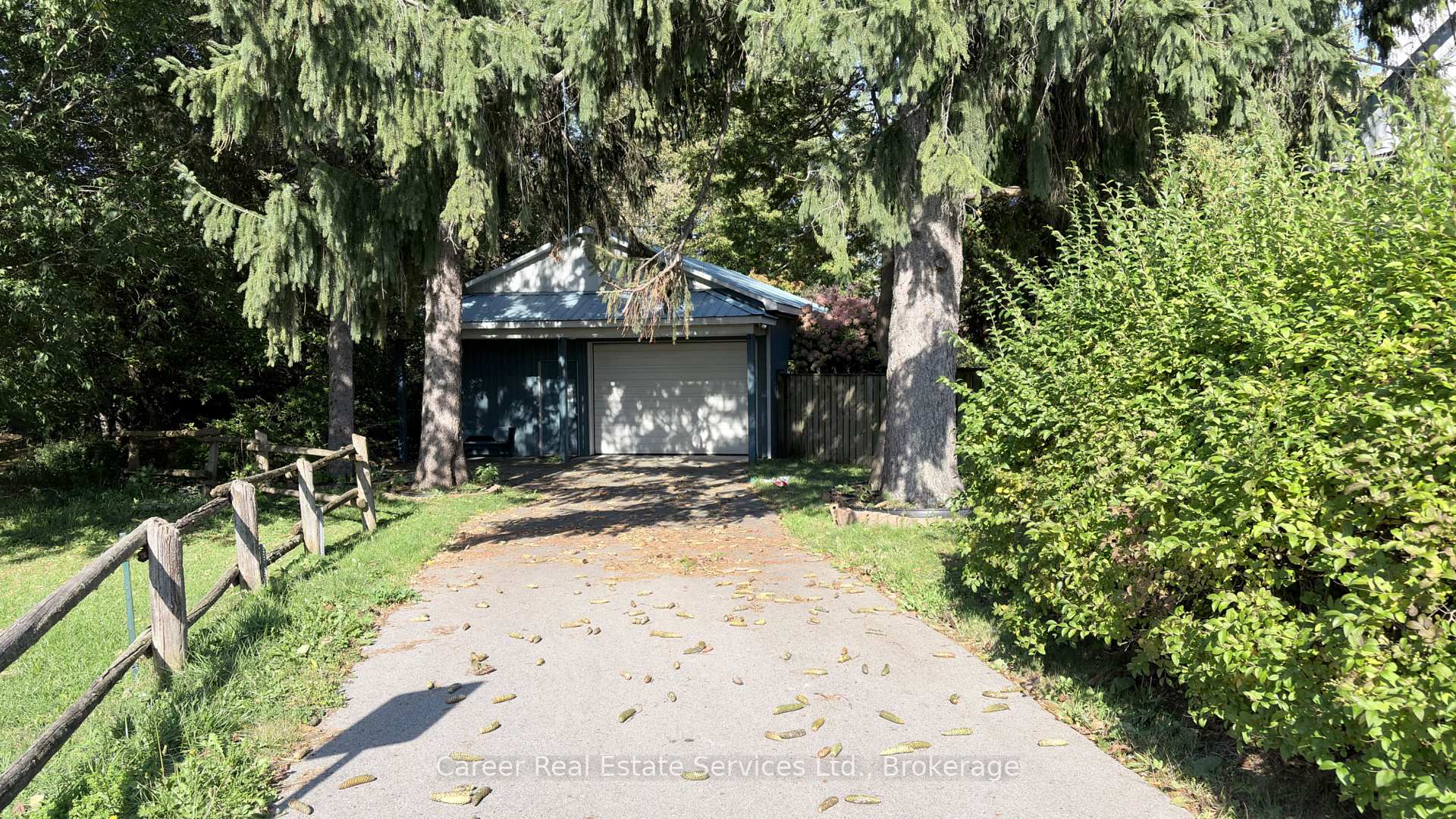 Photo 4 of 995 Cedar Street, Oshawa, Lakeview — HOMEH