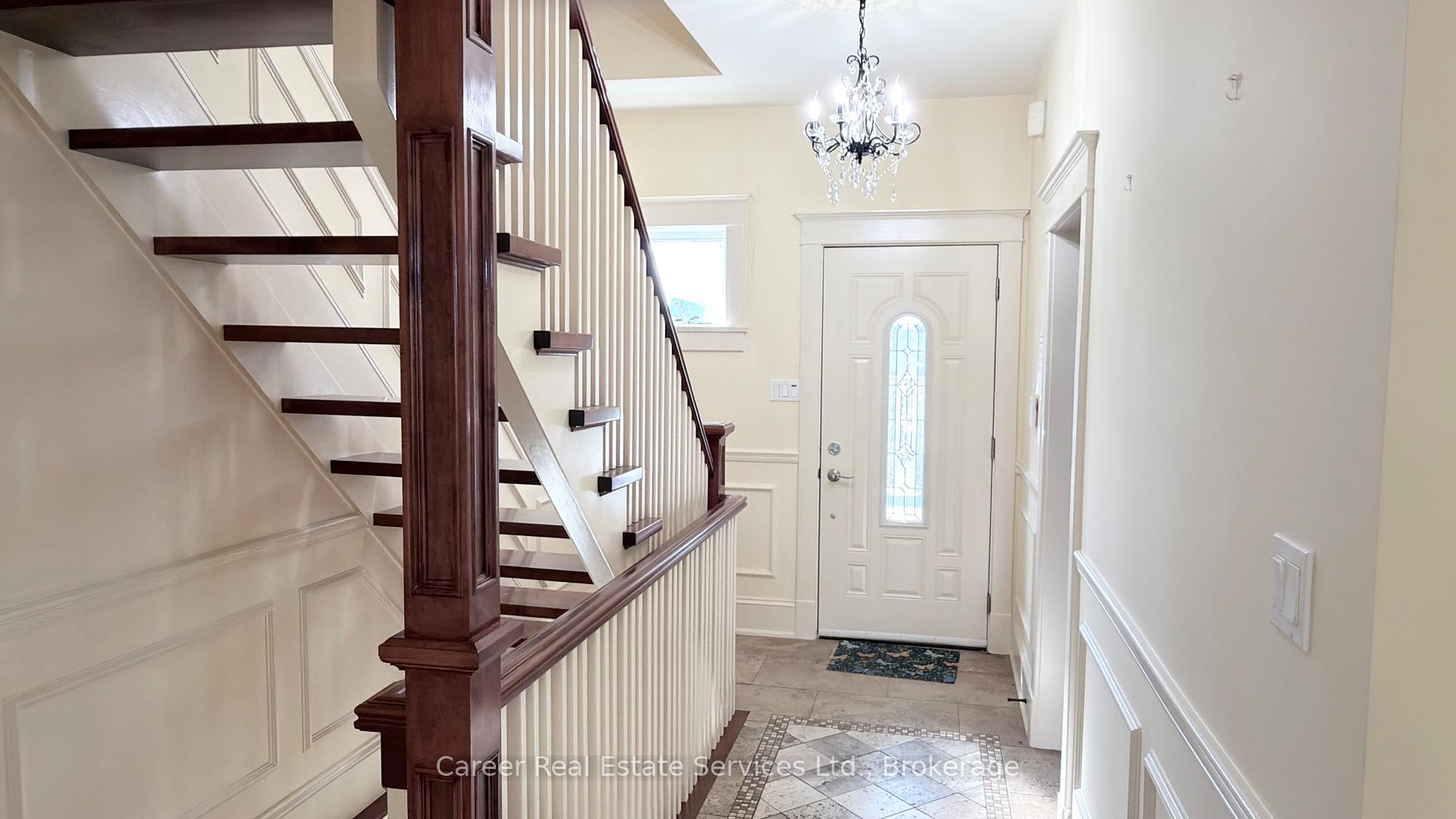 Photo 6 of 995 Cedar Street, Oshawa, Lakeview — HOMEH