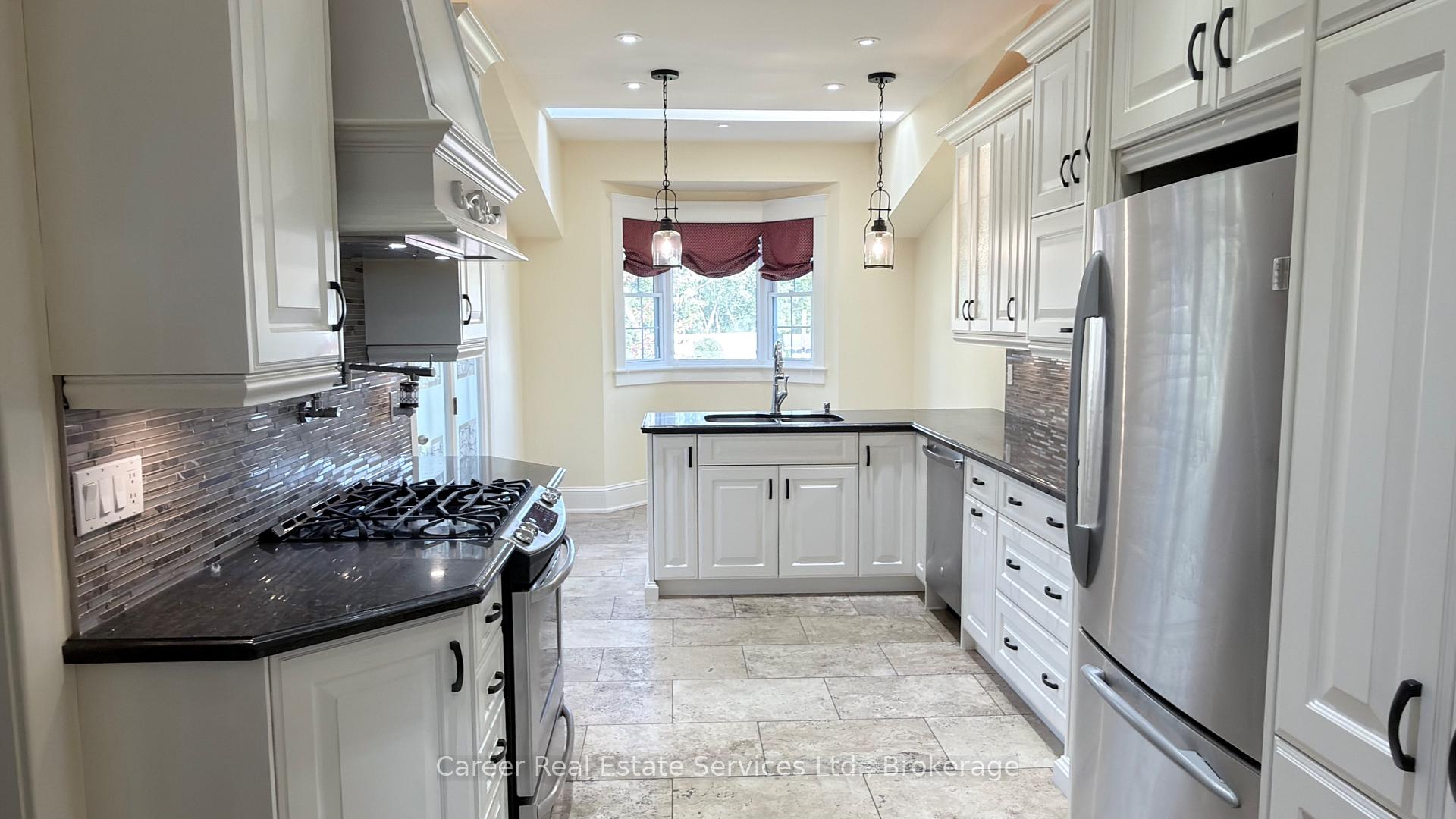 Photo 7 of 995 Cedar Street, Oshawa, Lakeview — HOMEH