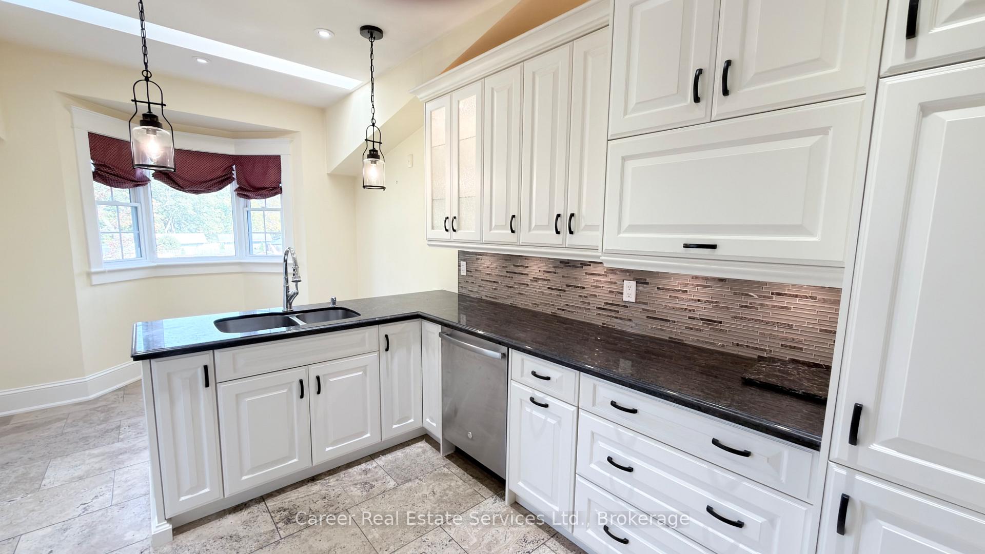Photo 8 of 995 Cedar Street, Oshawa, Lakeview — HOMEH