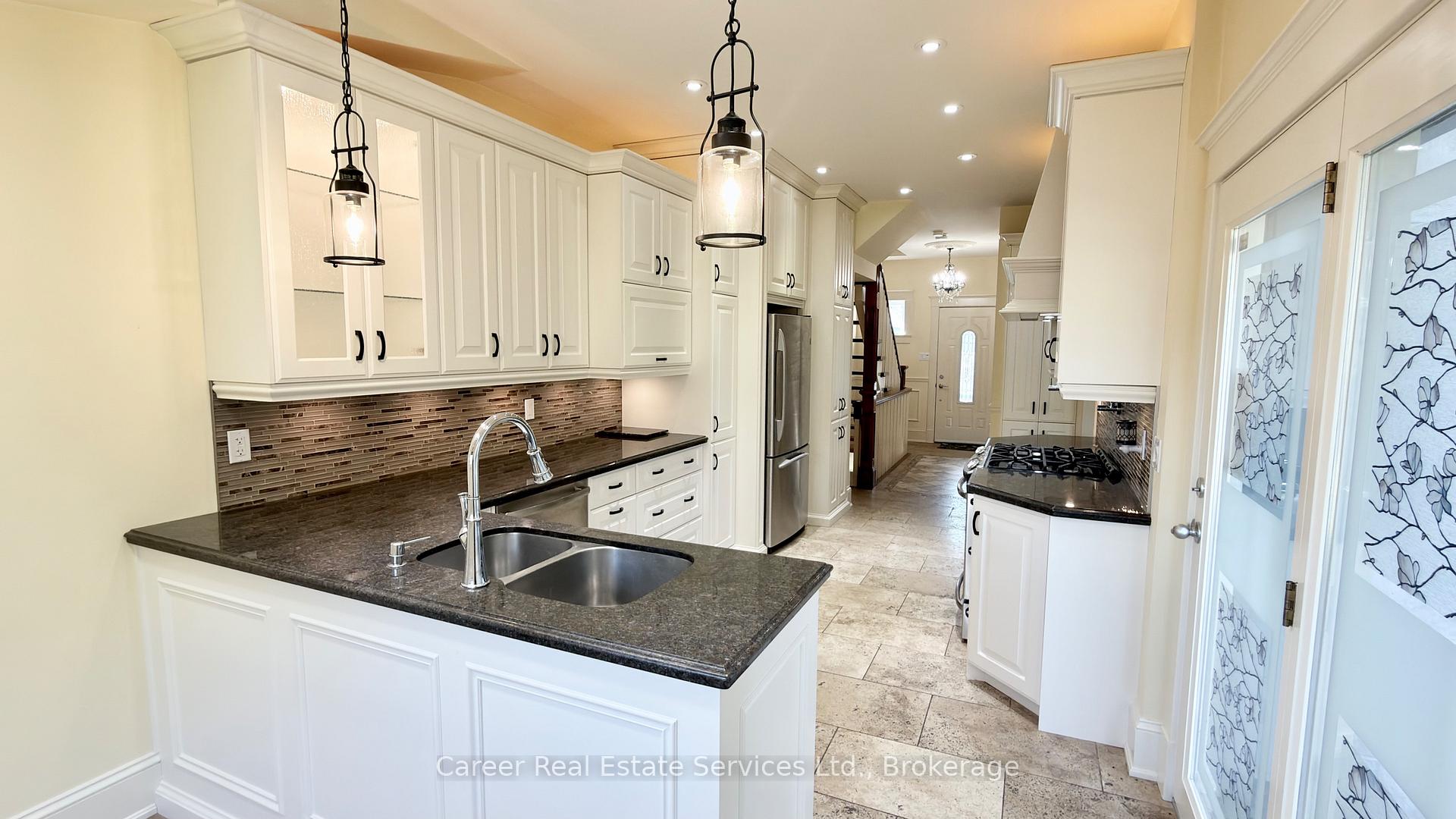 Photo 10 of 995 Cedar Street, Oshawa, Lakeview — HOMEH