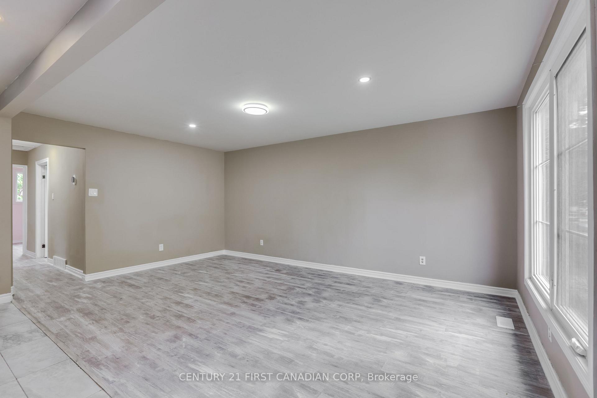 Photo 4 of Unit MAIN, 63 Renny Crescent, London, South X — HOMEH