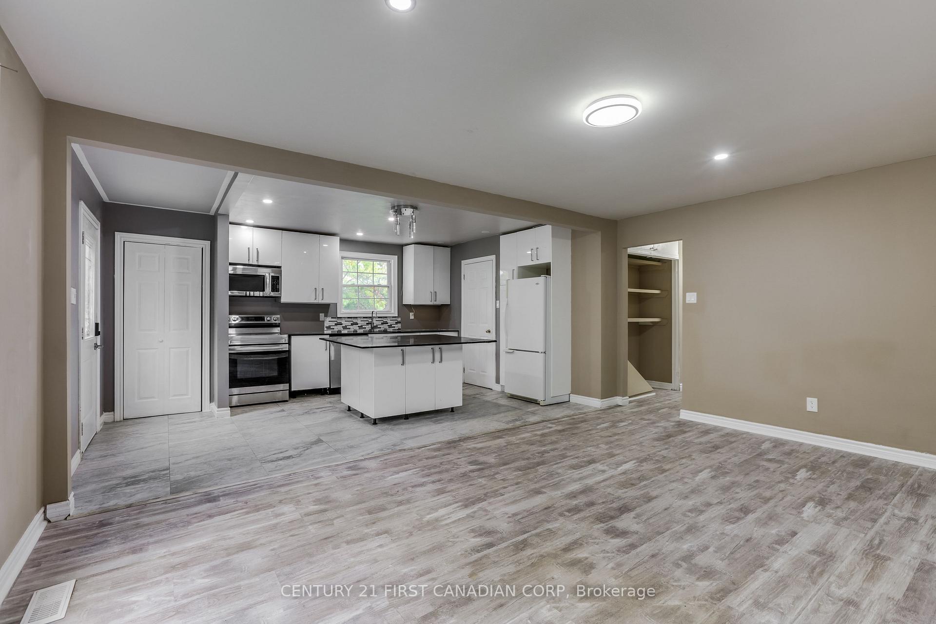 Photo 5 of Unit MAIN, 63 Renny Crescent, London, South X — HOMEH