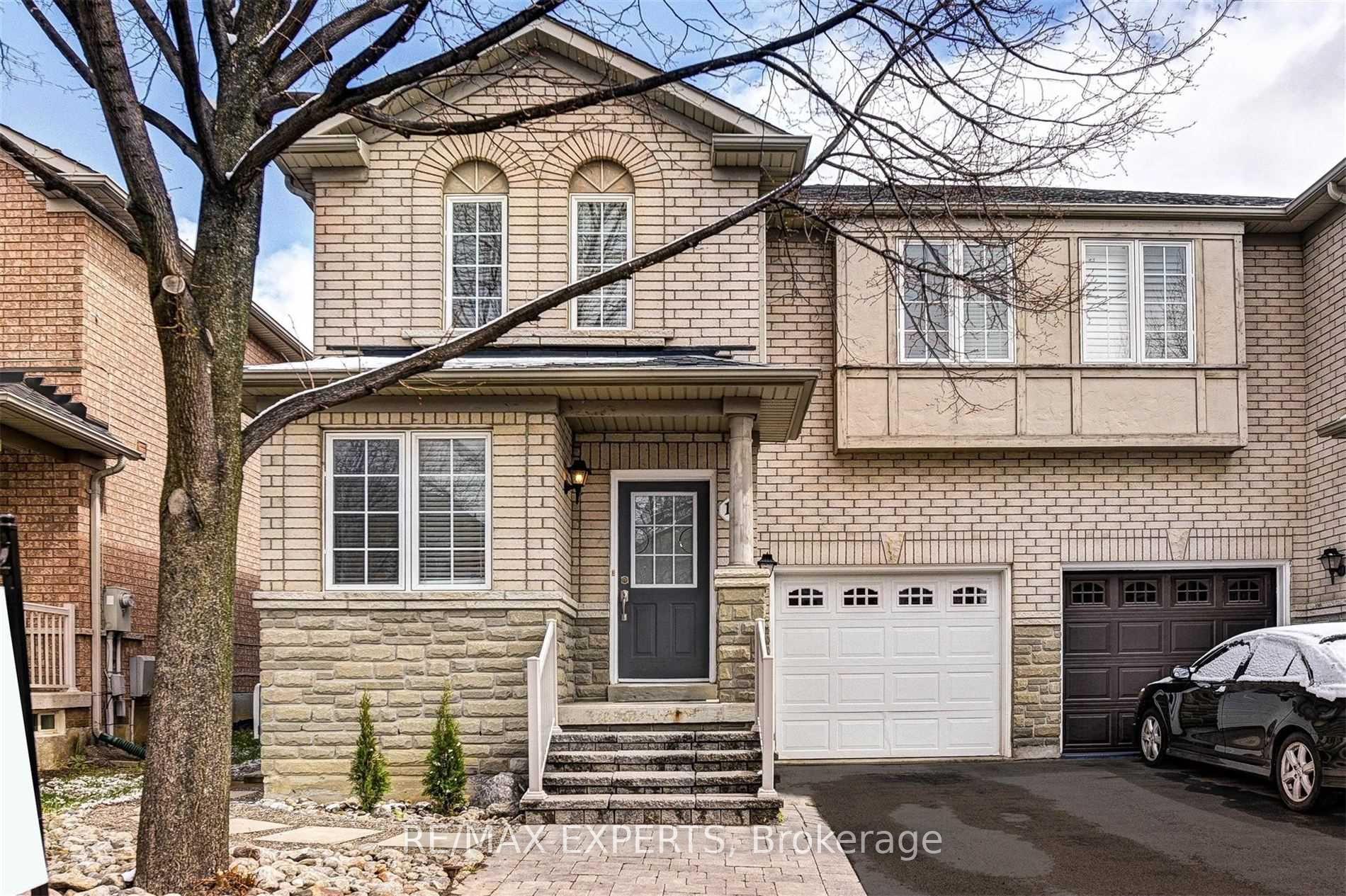 Photo 1 of 11 Bologna Road, Vaughan, Vellore Village — HOMEH