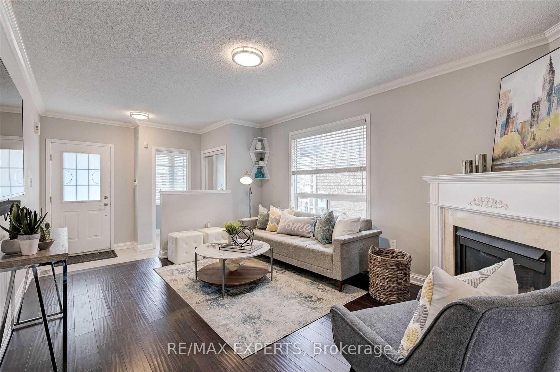 Photo 4 of 11 Bologna Road, Vaughan, Vellore Village — HOMEH