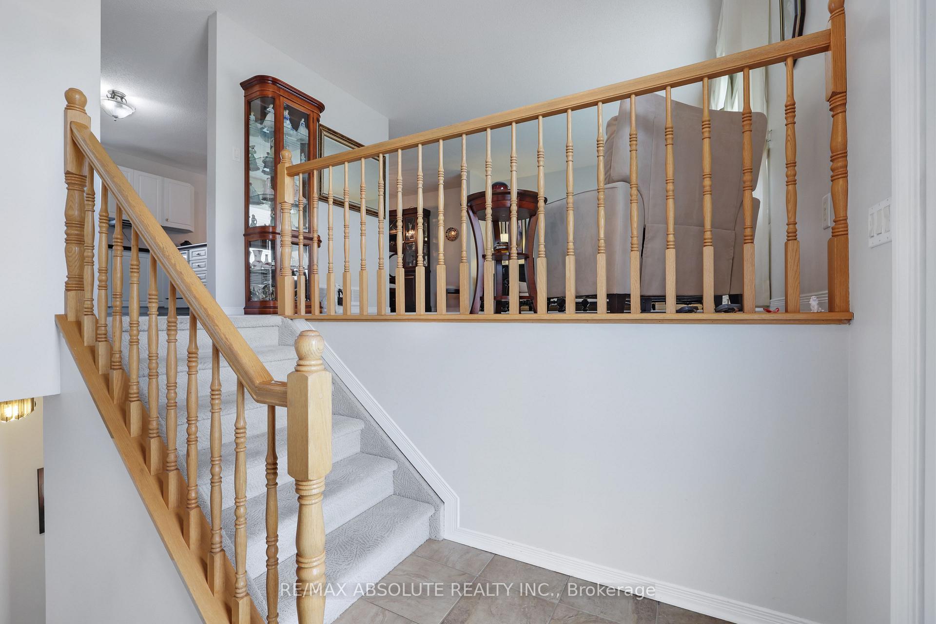 Photo 3 of 14 Riley Crescent, McNab/Braeside, Mcnab/Braeside Twps — HOMEH