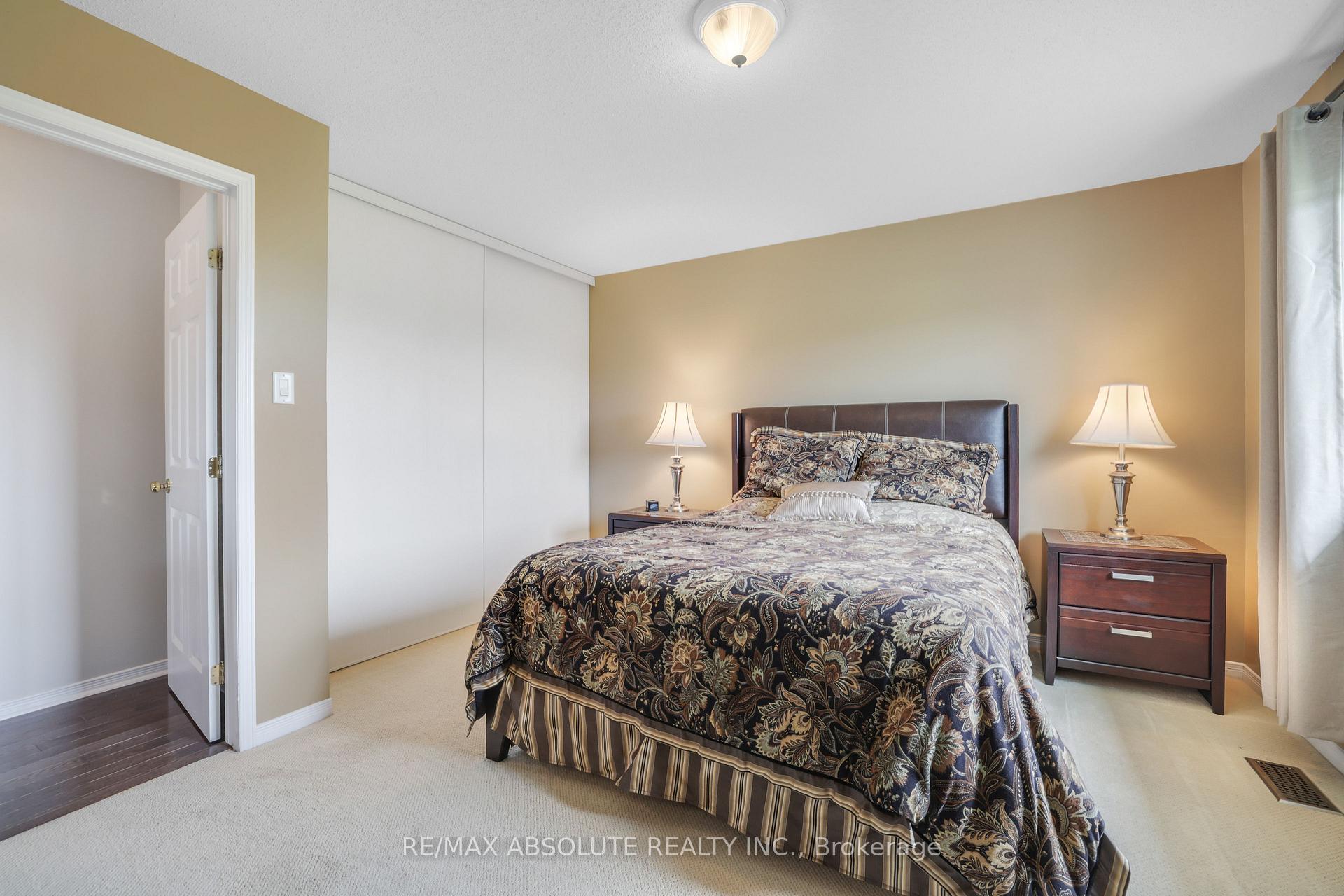 Photo 19 of 14 Riley Crescent, McNab/Braeside, Mcnab/Braeside Twps — HOMEH