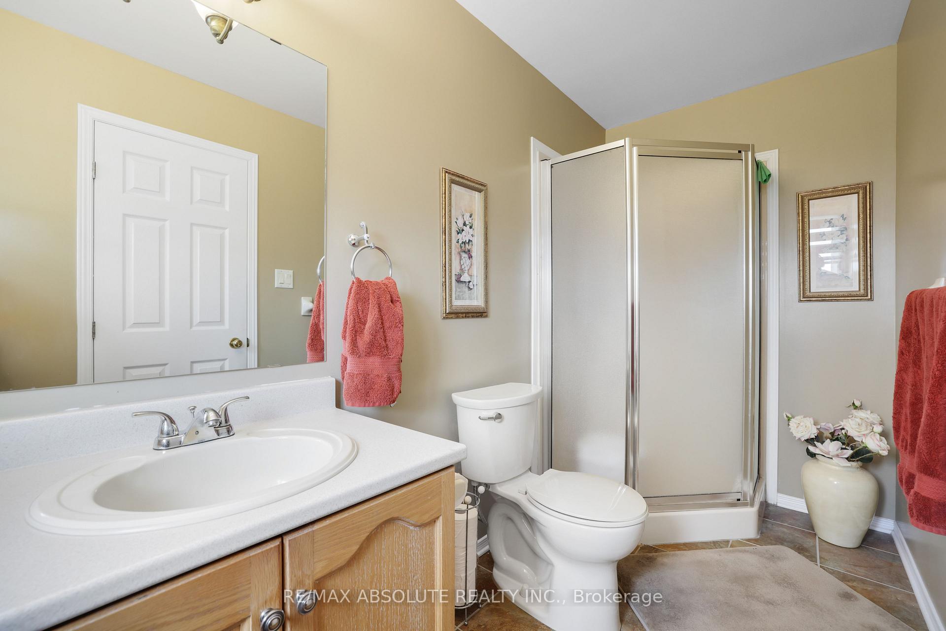 Photo 21 of 14 Riley Crescent, McNab/Braeside, Mcnab/Braeside Twps — HOMEH