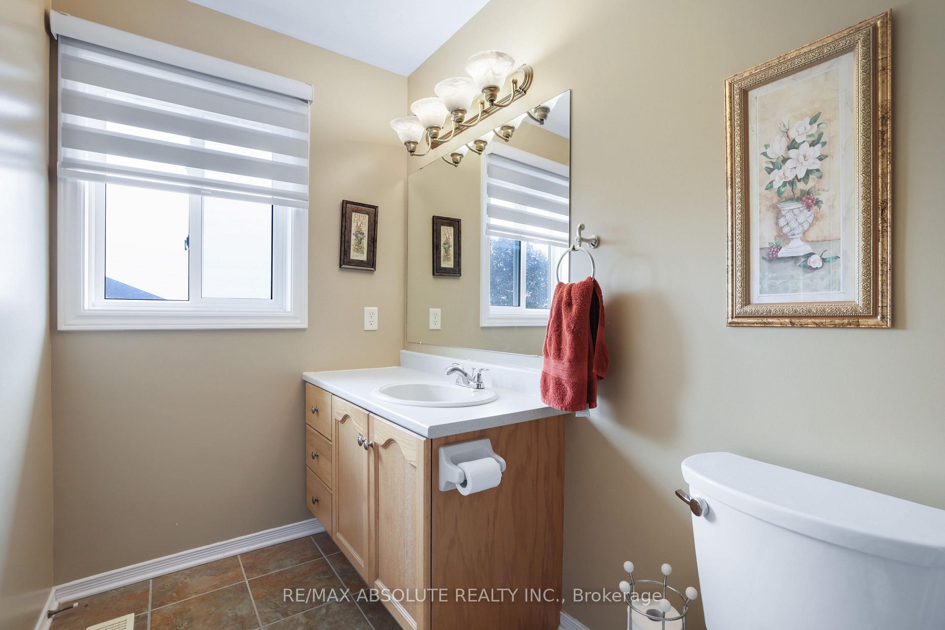 Photo 22 of 14 Riley Crescent, McNab/Braeside, Mcnab/Braeside Twps — HOMEH