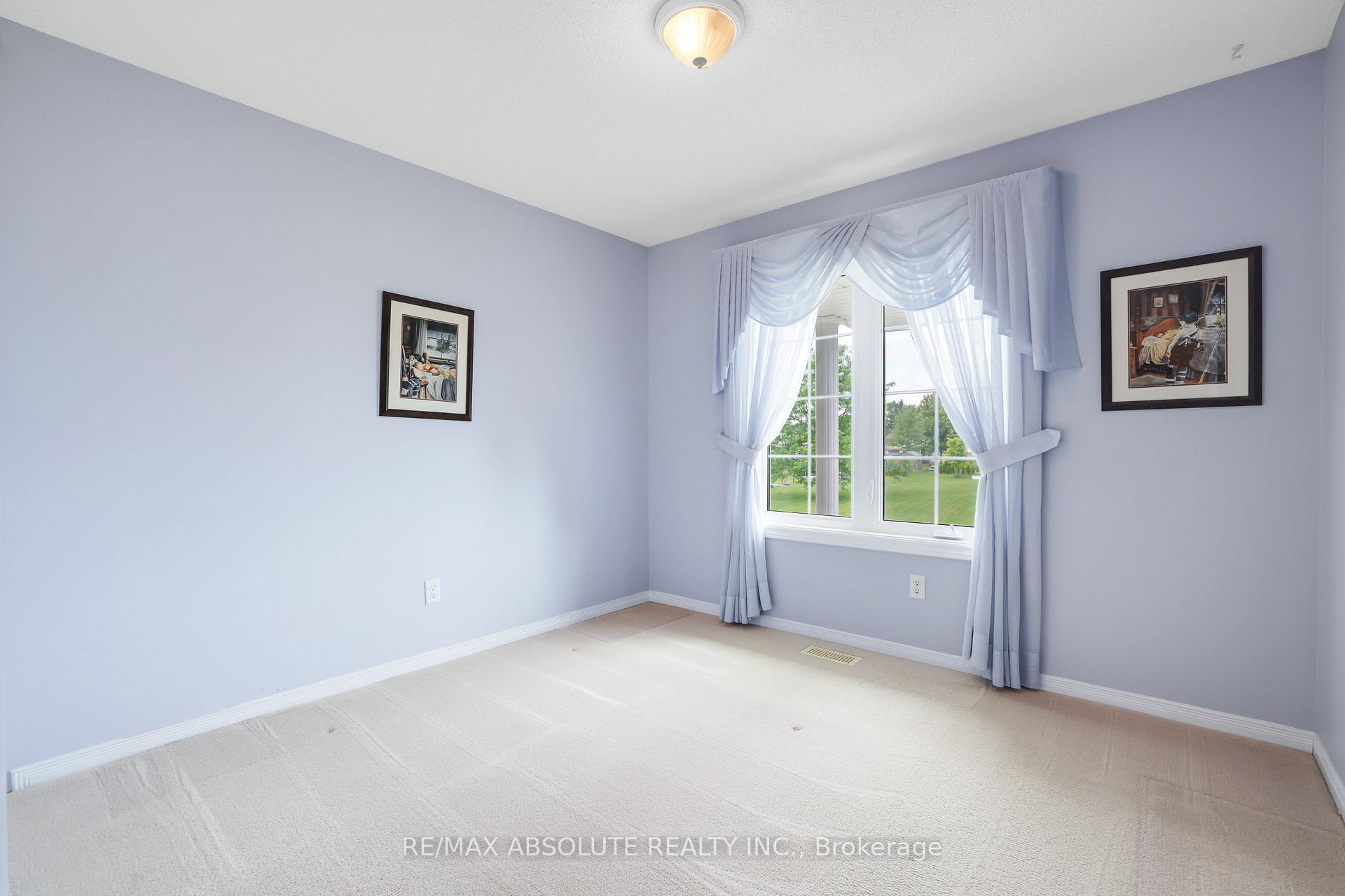 Photo 23 of 14 Riley Crescent, McNab/Braeside, Mcnab/Braeside Twps — HOMEH