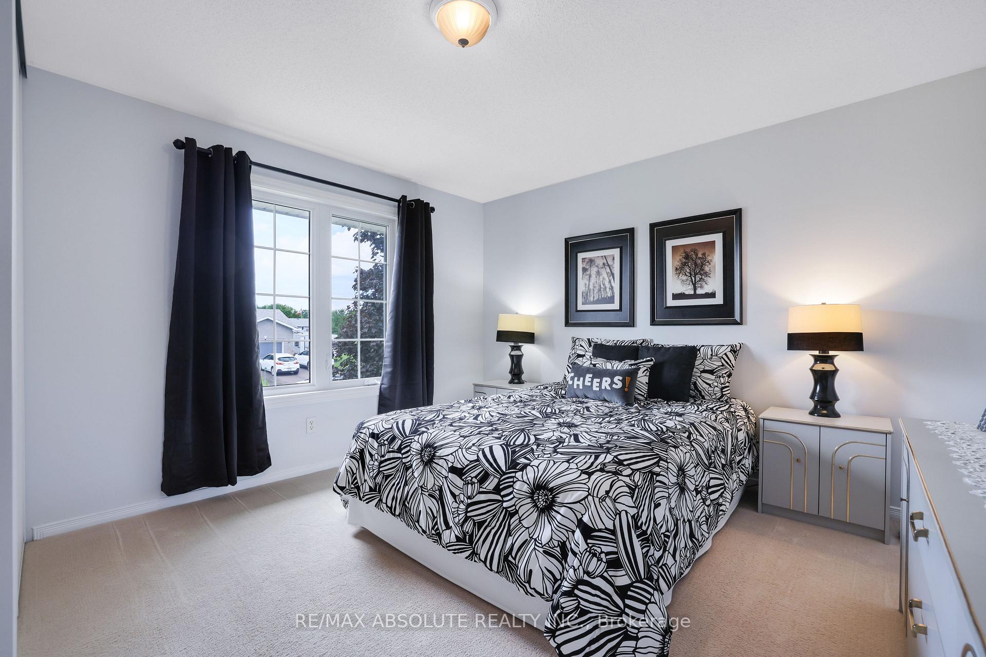 Photo 25 of 14 Riley Crescent, McNab/Braeside, Mcnab/Braeside Twps — HOMEH