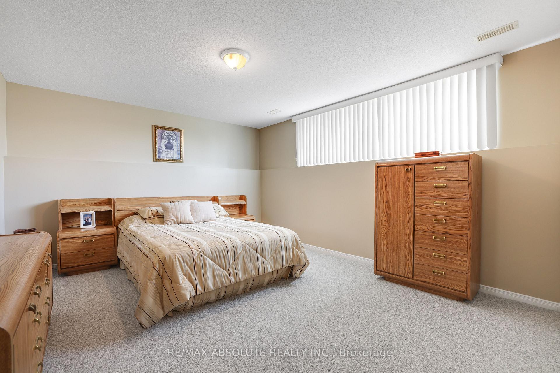 Photo 36 of 14 Riley Crescent, McNab/Braeside, Mcnab/Braeside Twps — HOMEH