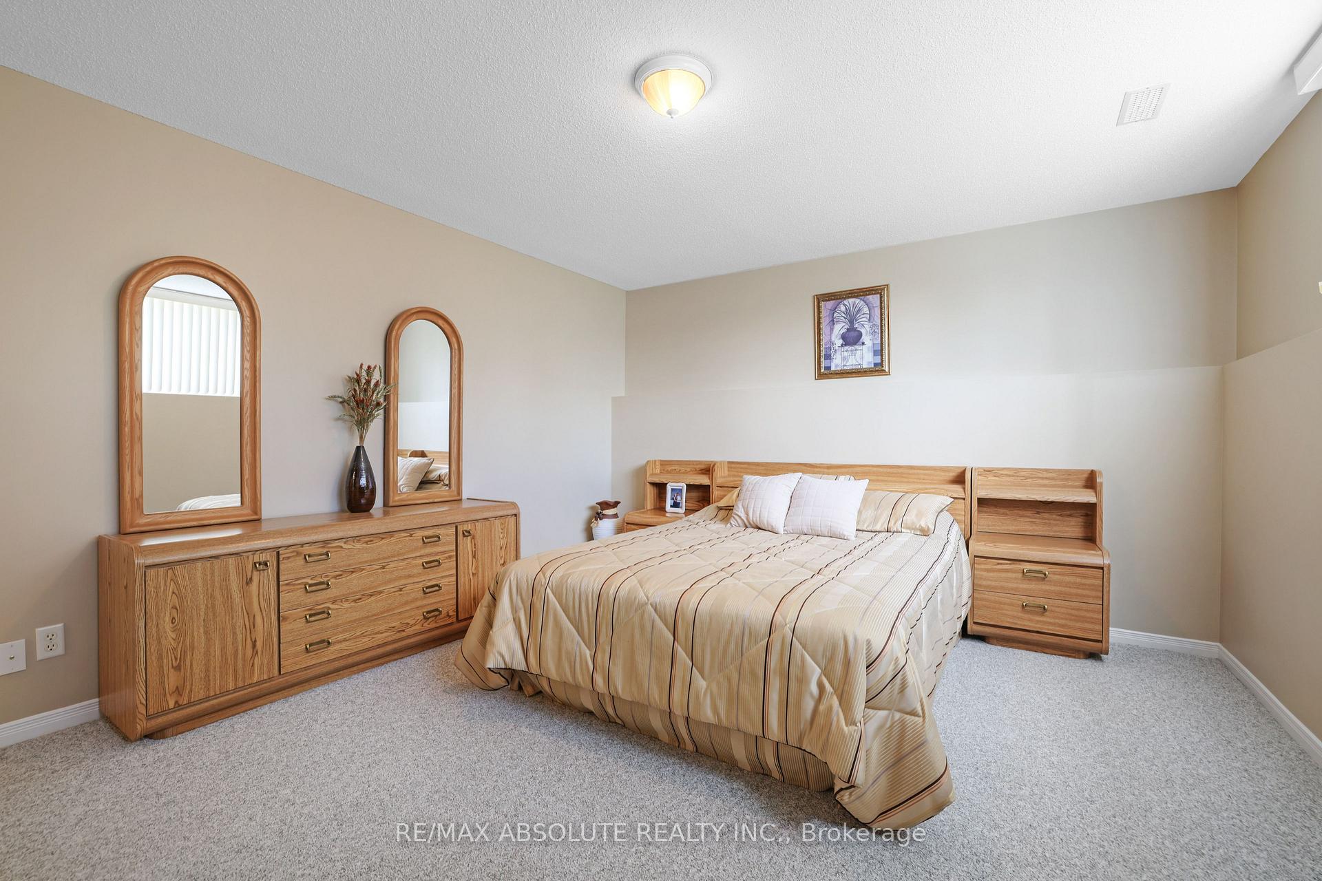 Photo 37 of 14 Riley Crescent, McNab/Braeside, Mcnab/Braeside Twps — HOMEH