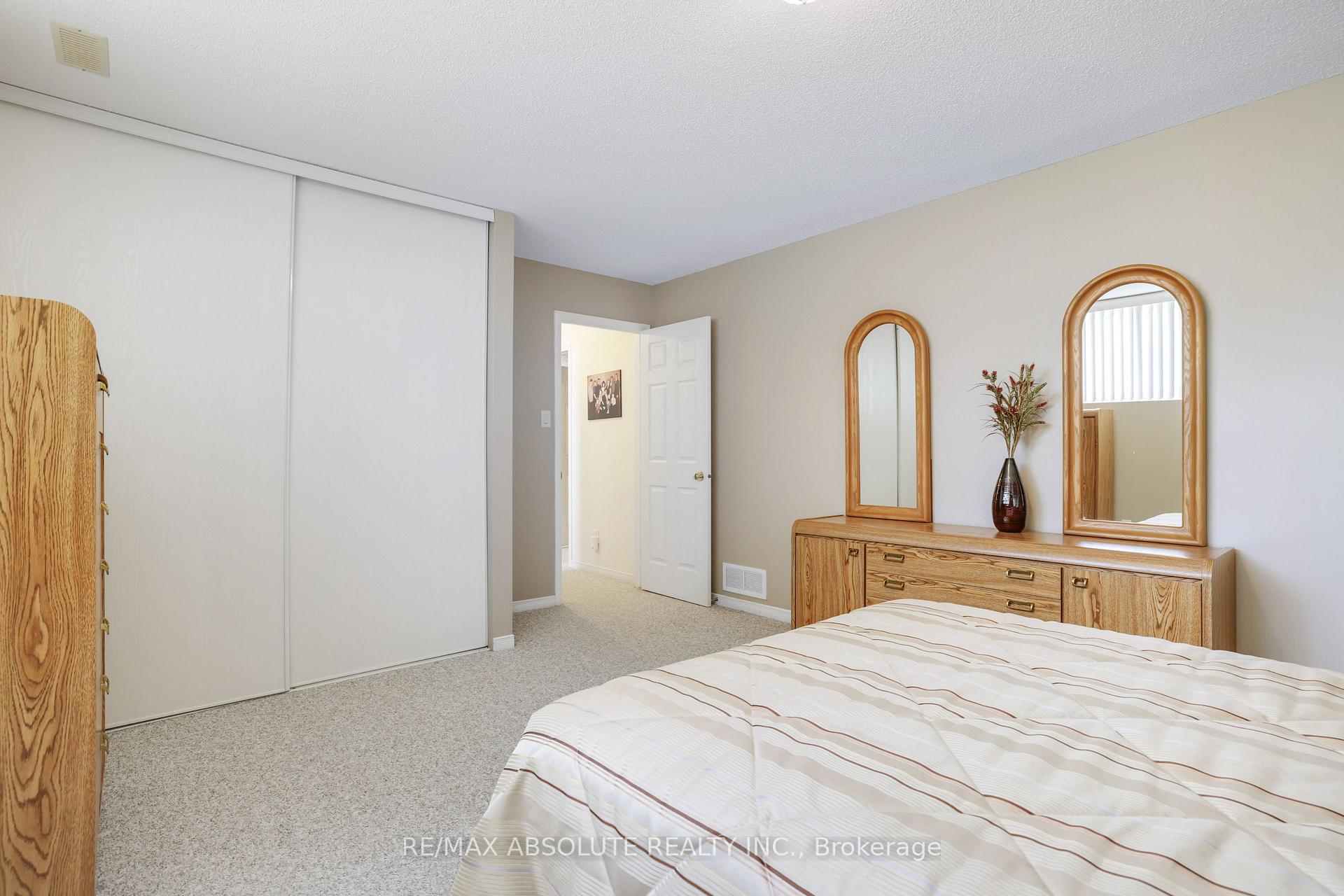 Photo 38 of 14 Riley Crescent, McNab/Braeside, Mcnab/Braeside Twps — HOMEH