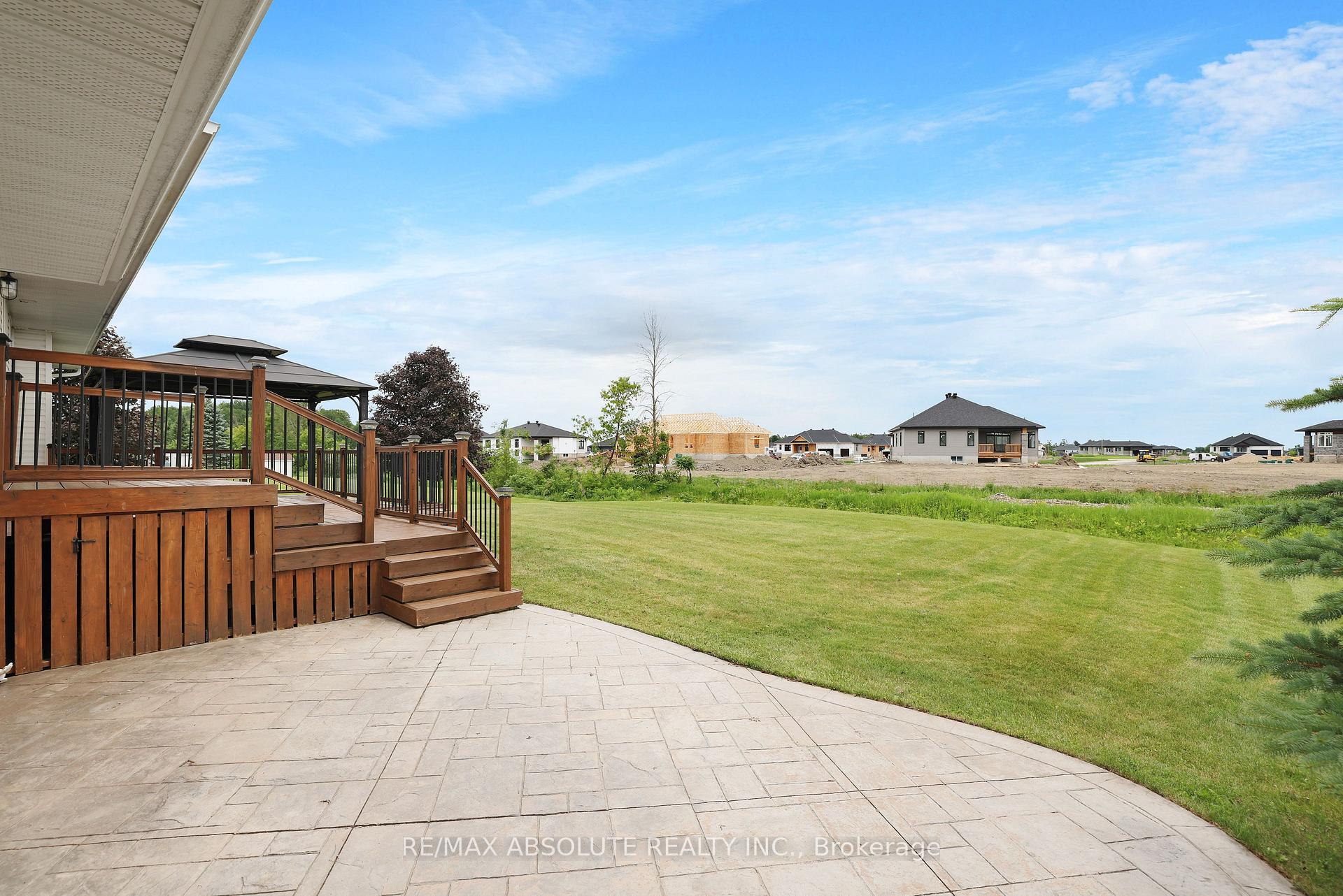 Photo 39 of 14 Riley Crescent, McNab/Braeside, Mcnab/Braeside Twps — HOMEH
