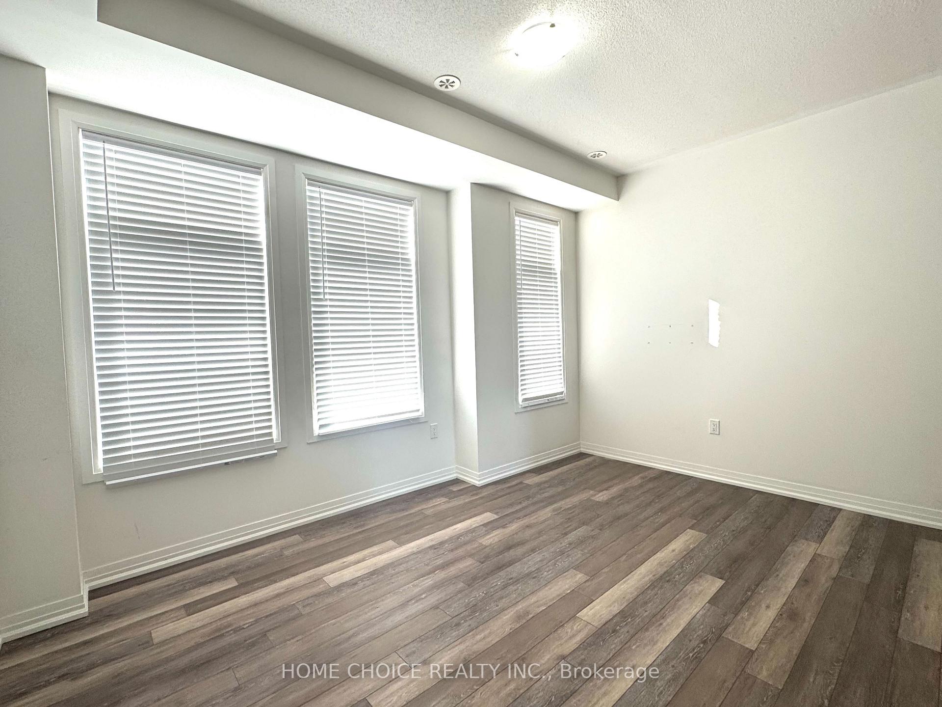 Photo 7 of 47 Saigen Lane, Markham, Cedar Grove — HOMEH