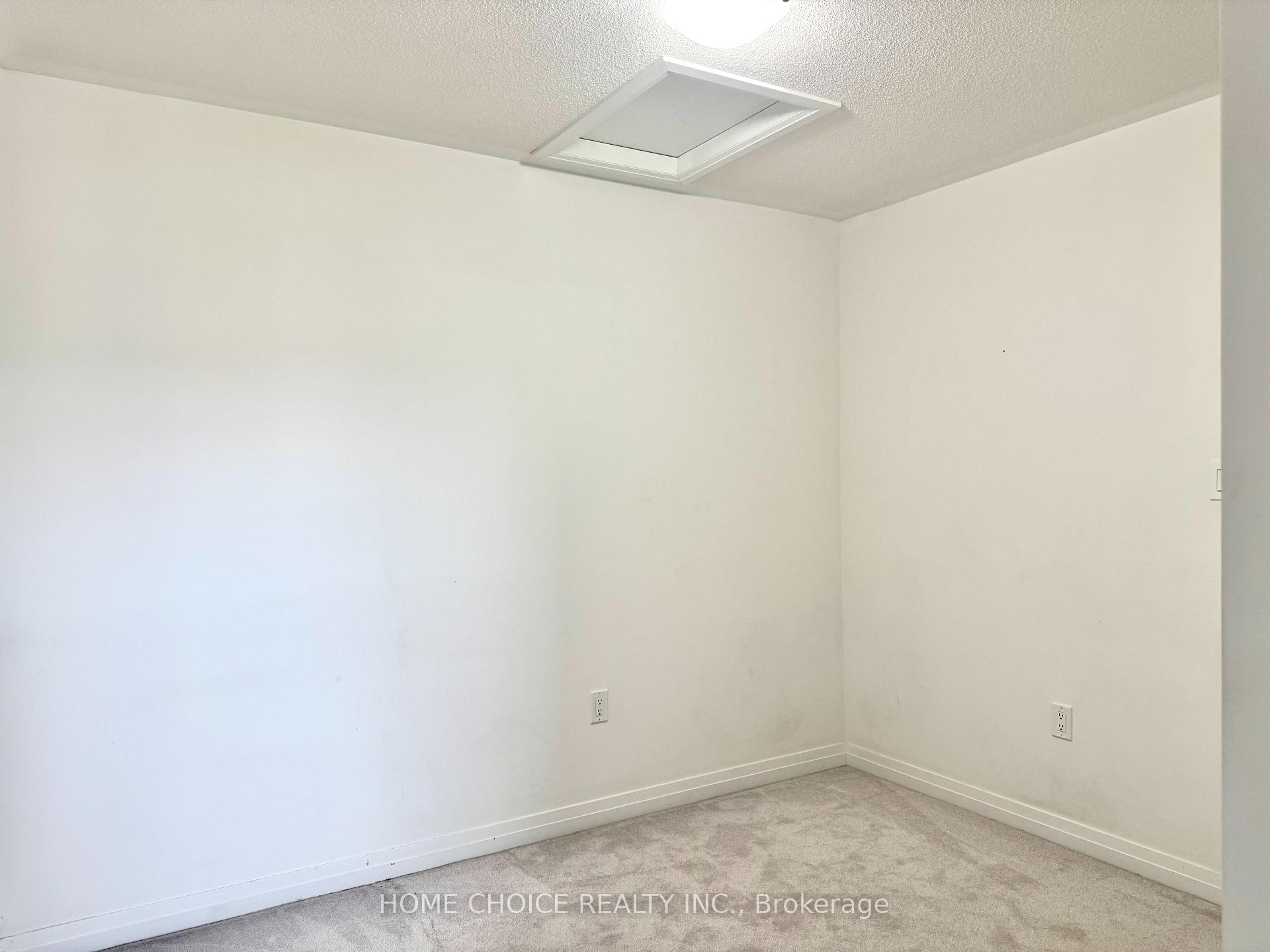 Photo 19 of 47 Saigen Lane, Markham, Cedar Grove — HOMEH