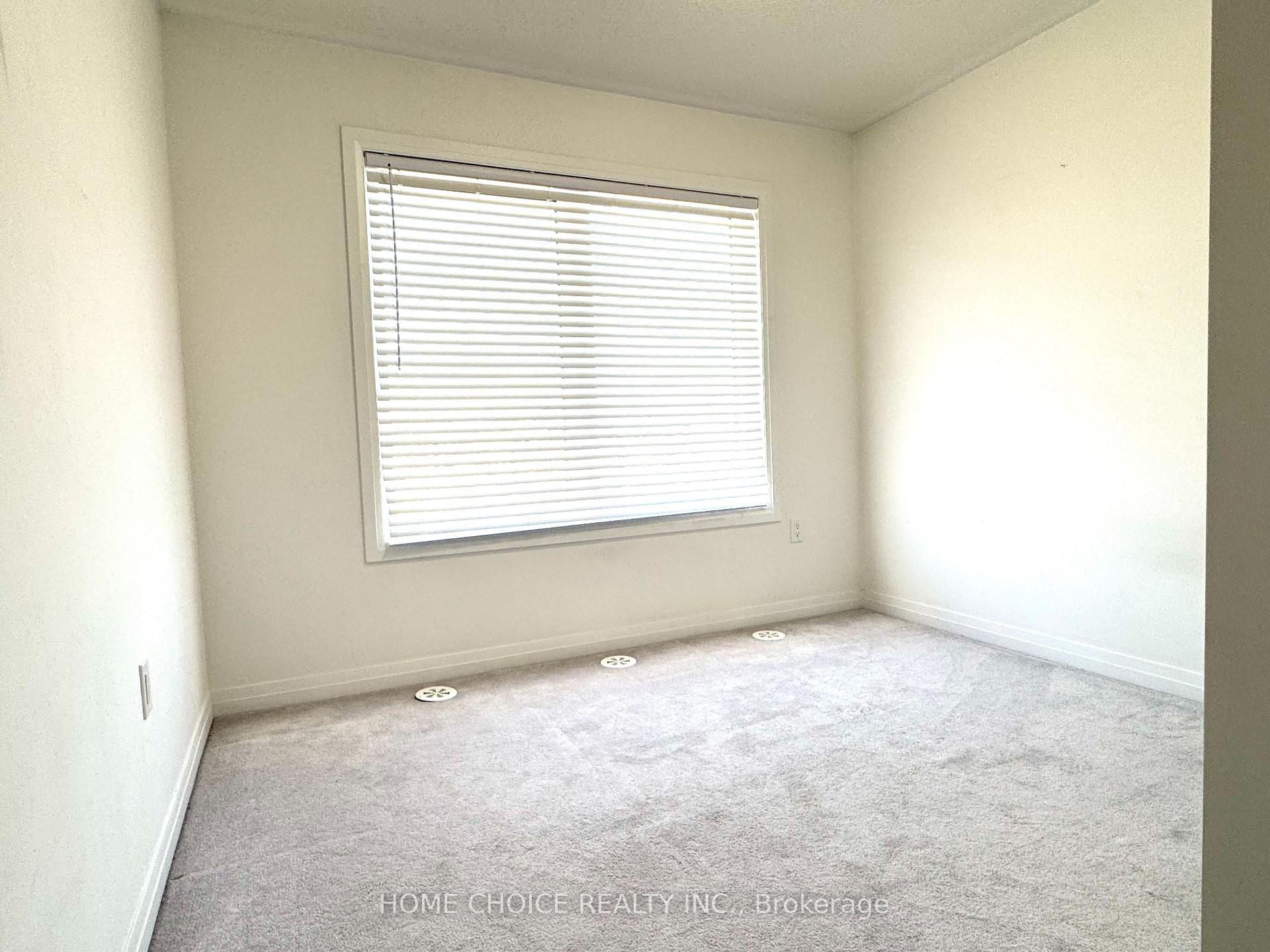 Photo 21 of 47 Saigen Lane, Markham, Cedar Grove — HOMEH