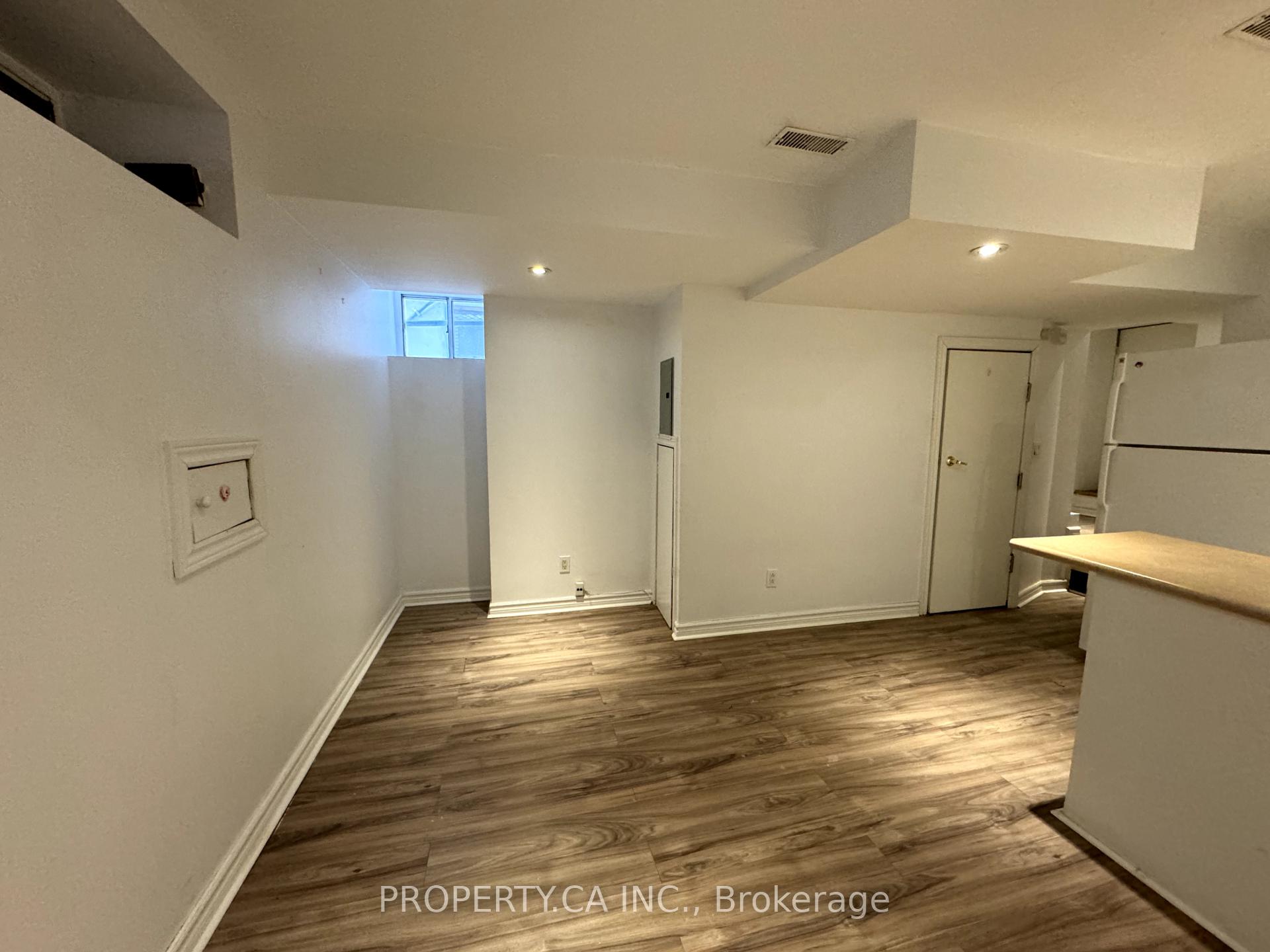Photo 4 of Unit #Lower, 270 Christie Street, Toronto, Dovercourt-Wallace Emerson-Junction — HOMEH