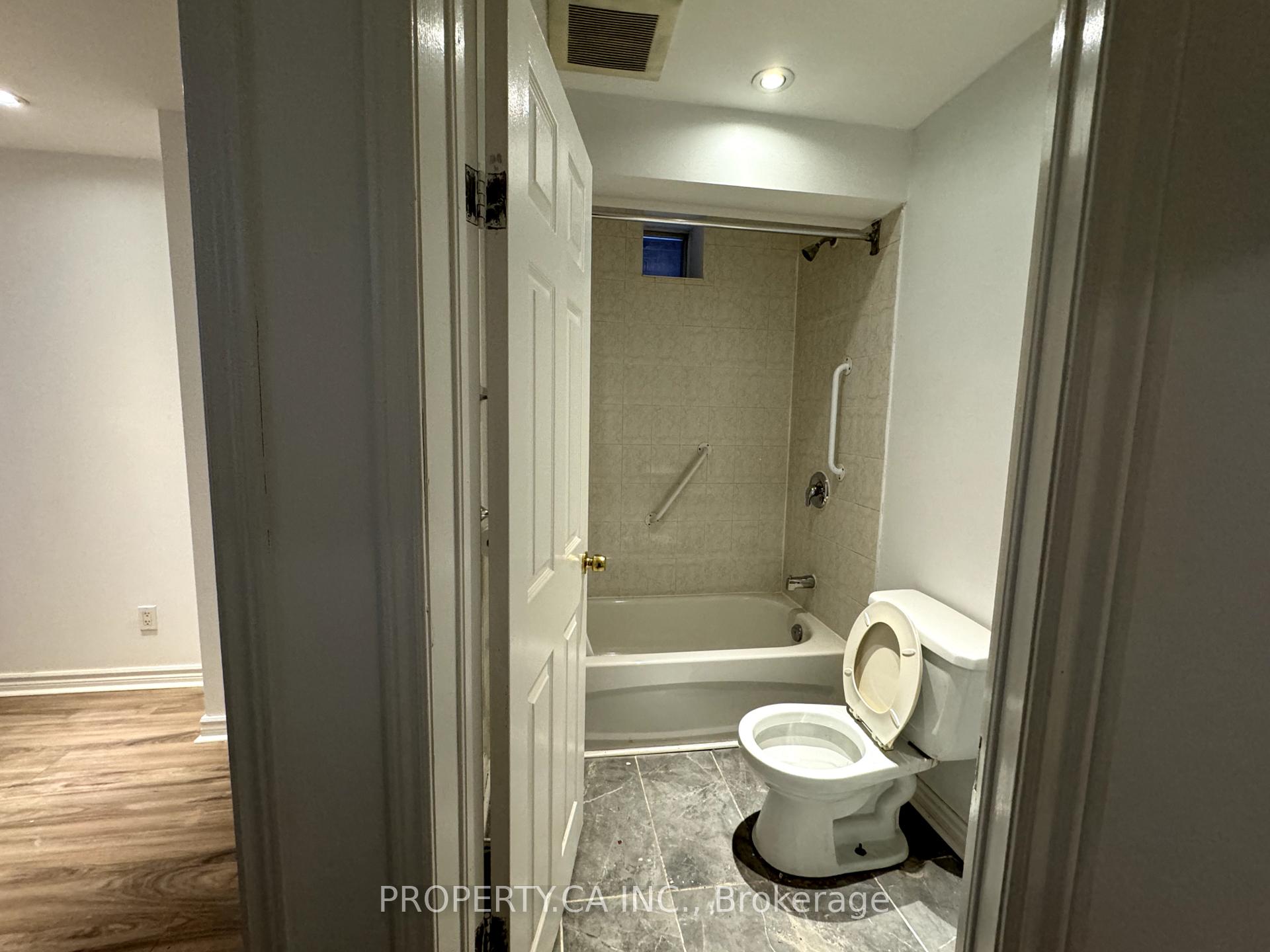 Photo 10 of Unit #Lower, 270 Christie Street, Toronto, Dovercourt-Wallace Emerson-Junction — HOMEH