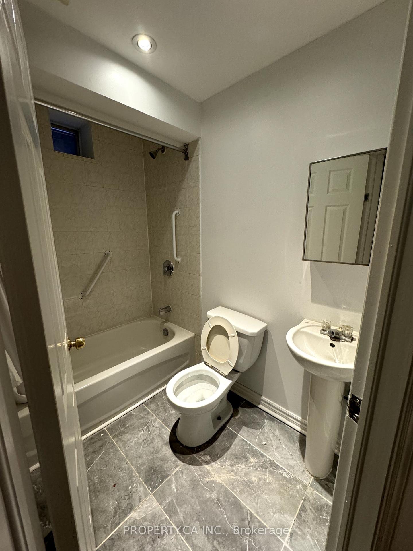 Photo 11 of Unit #Lower, 270 Christie Street, Toronto, Dovercourt-Wallace Emerson-Junction — HOMEH