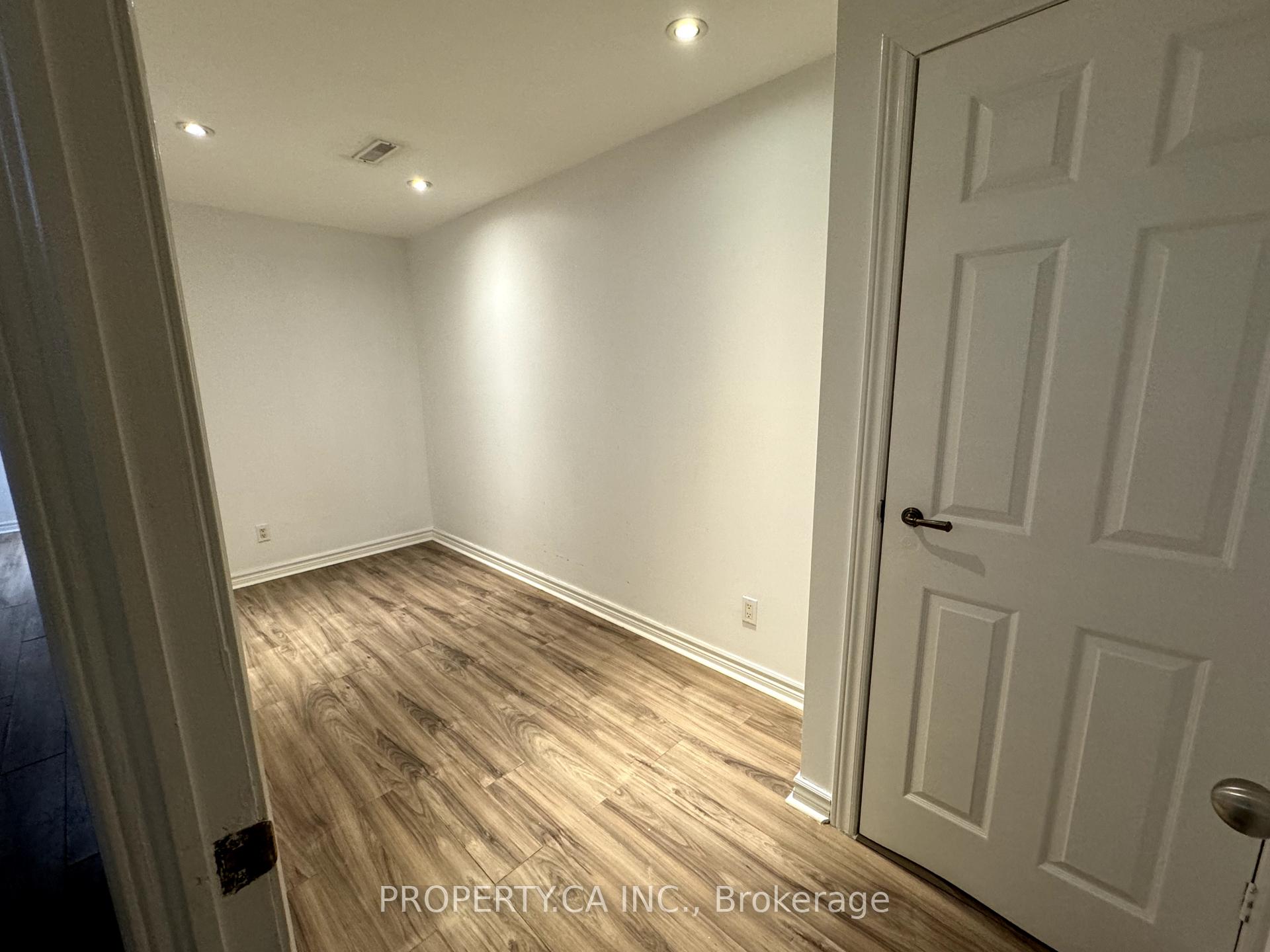 Photo 13 of Unit #Lower, 270 Christie Street, Toronto, Dovercourt-Wallace Emerson-Junction — HOMEH