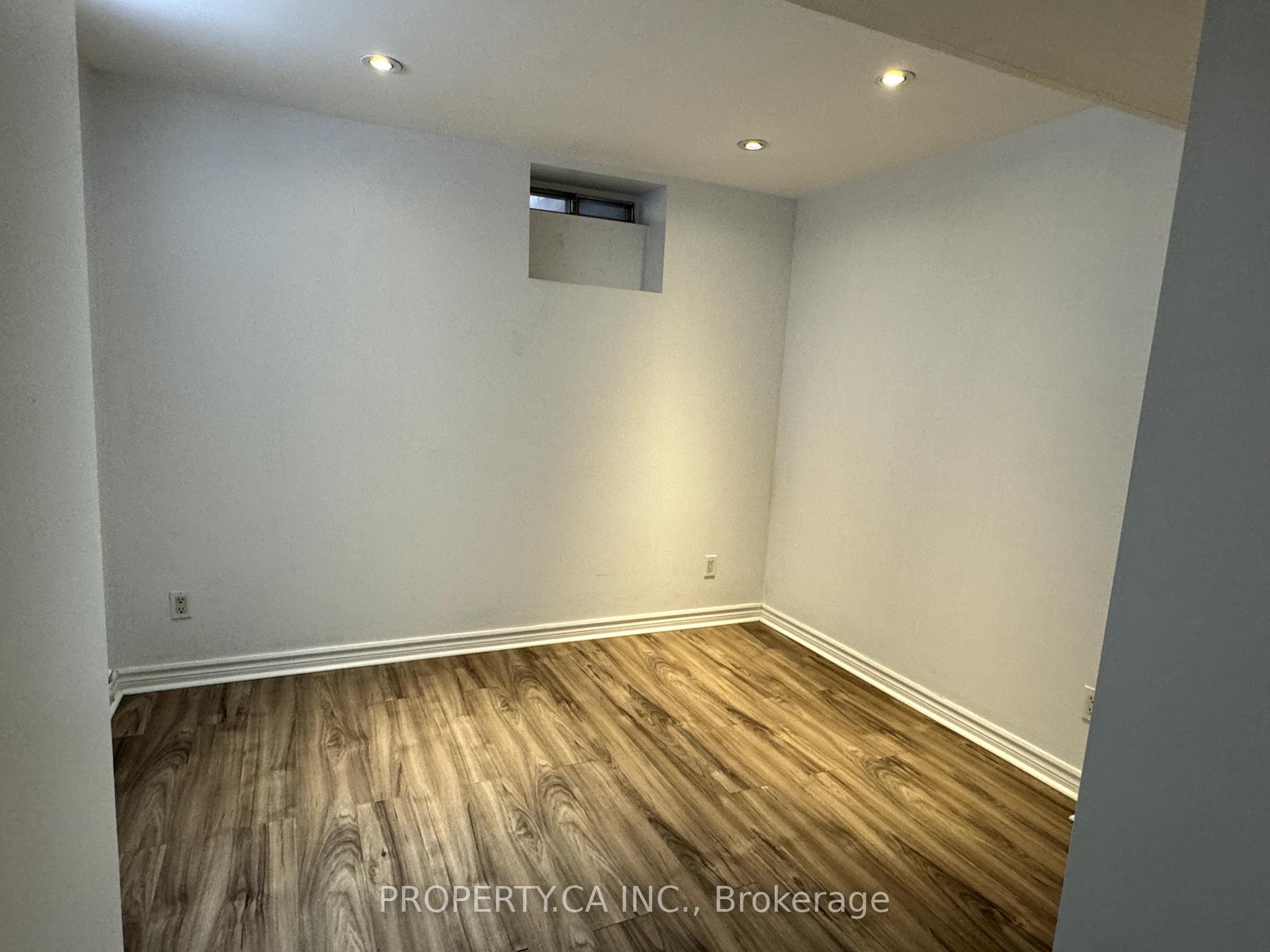 Photo 15 of Unit #Lower, 270 Christie Street, Toronto, Dovercourt-Wallace Emerson-Junction — HOMEH