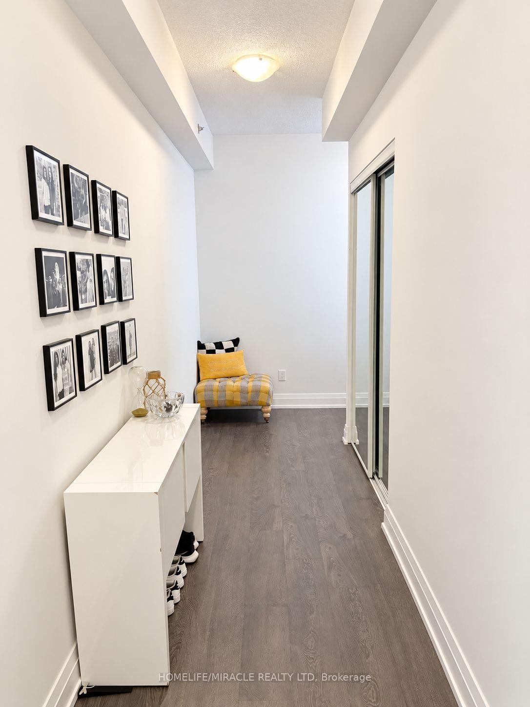 Photo 5 of Unit 911, 65 Speers Road, Oakville, Central — HOMEH