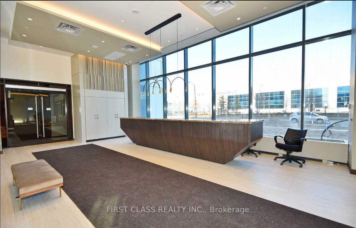 Photo 2 of Unit 2012, 38 Honeycrisp Crescent, Vaughan, Vaughan Corporate Centre — HOMEH