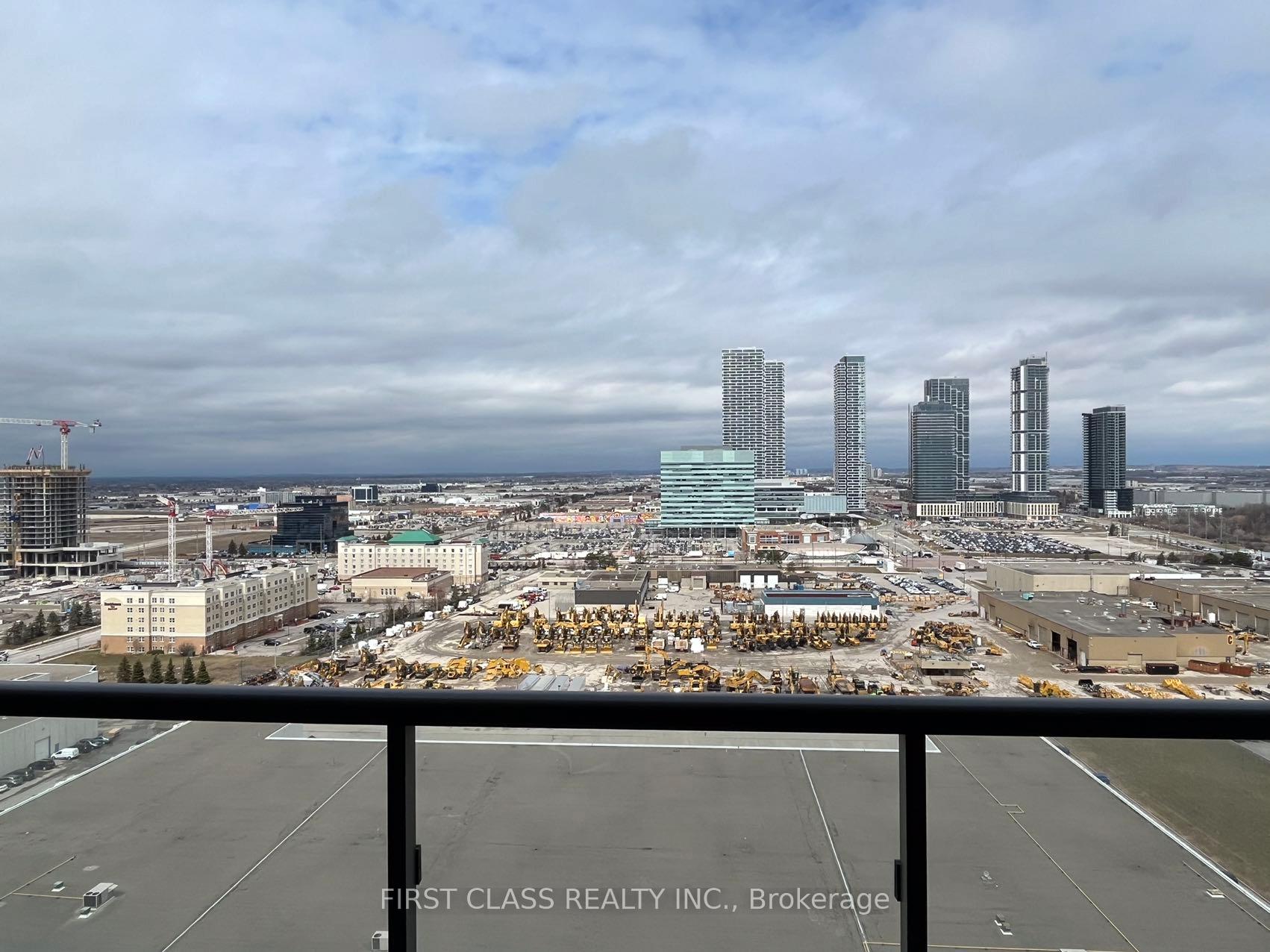 Photo 11 of Unit 2012, 38 Honeycrisp Crescent, Vaughan, Vaughan Corporate Centre — HOMEH